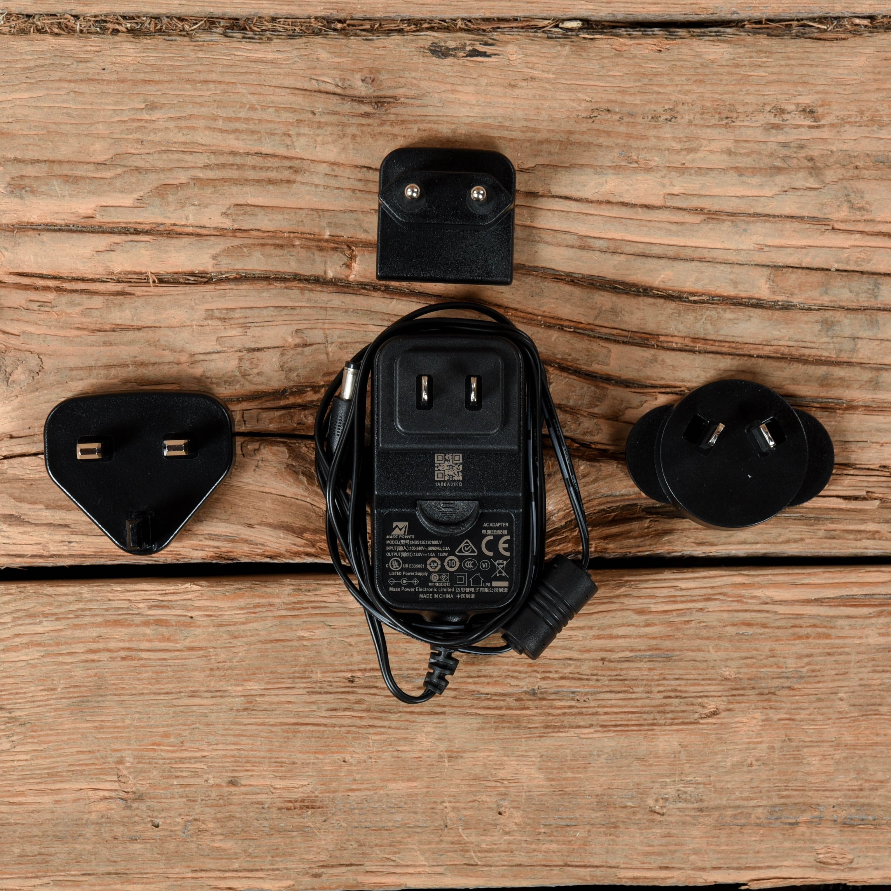 Arturia DrumBrute Impact Analogue Drum Machine Drums and Percussion / Drum Machines and Samplers