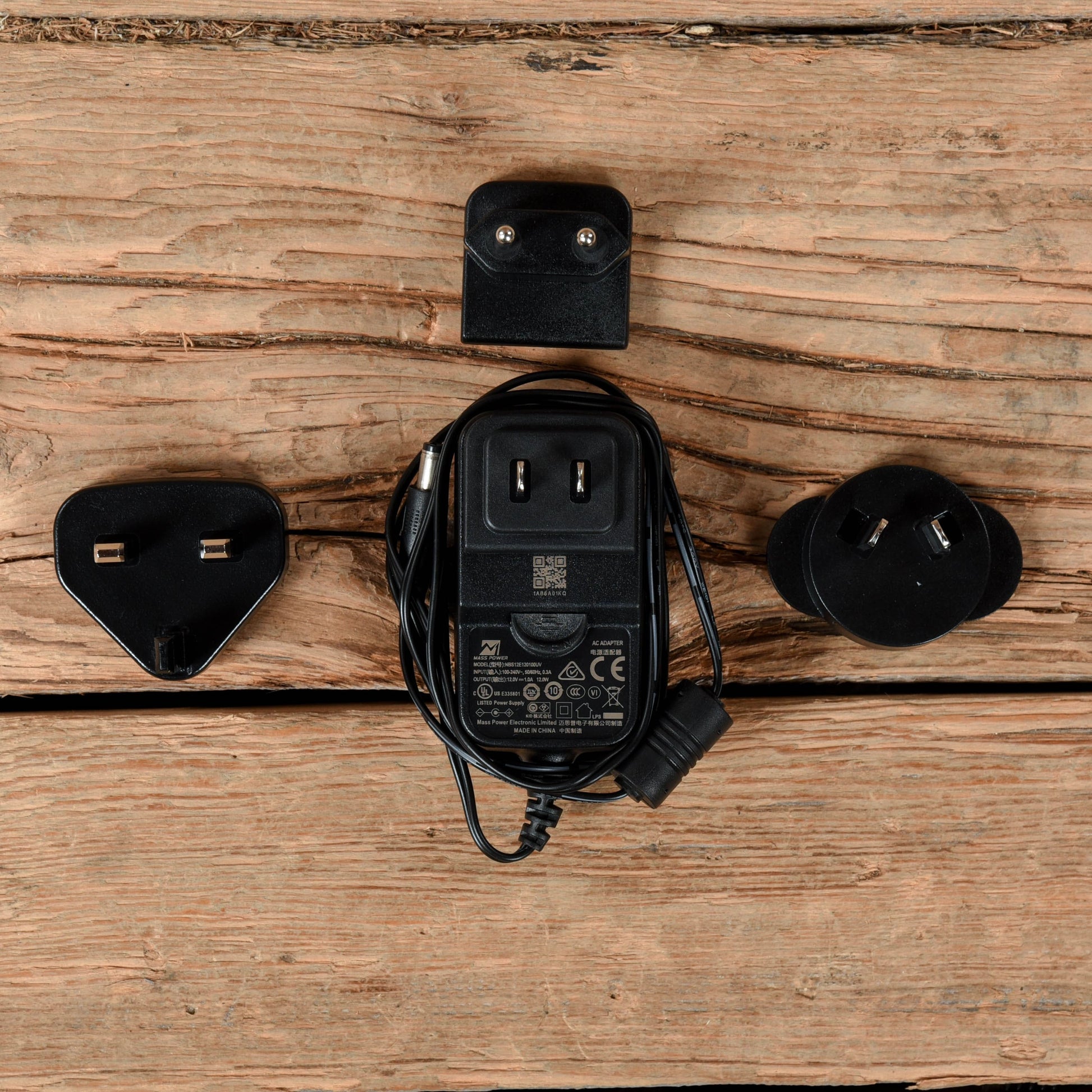 Arturia DrumBrute Impact Analogue Drum Machine Drums and Percussion / Drum Machines and Samplers