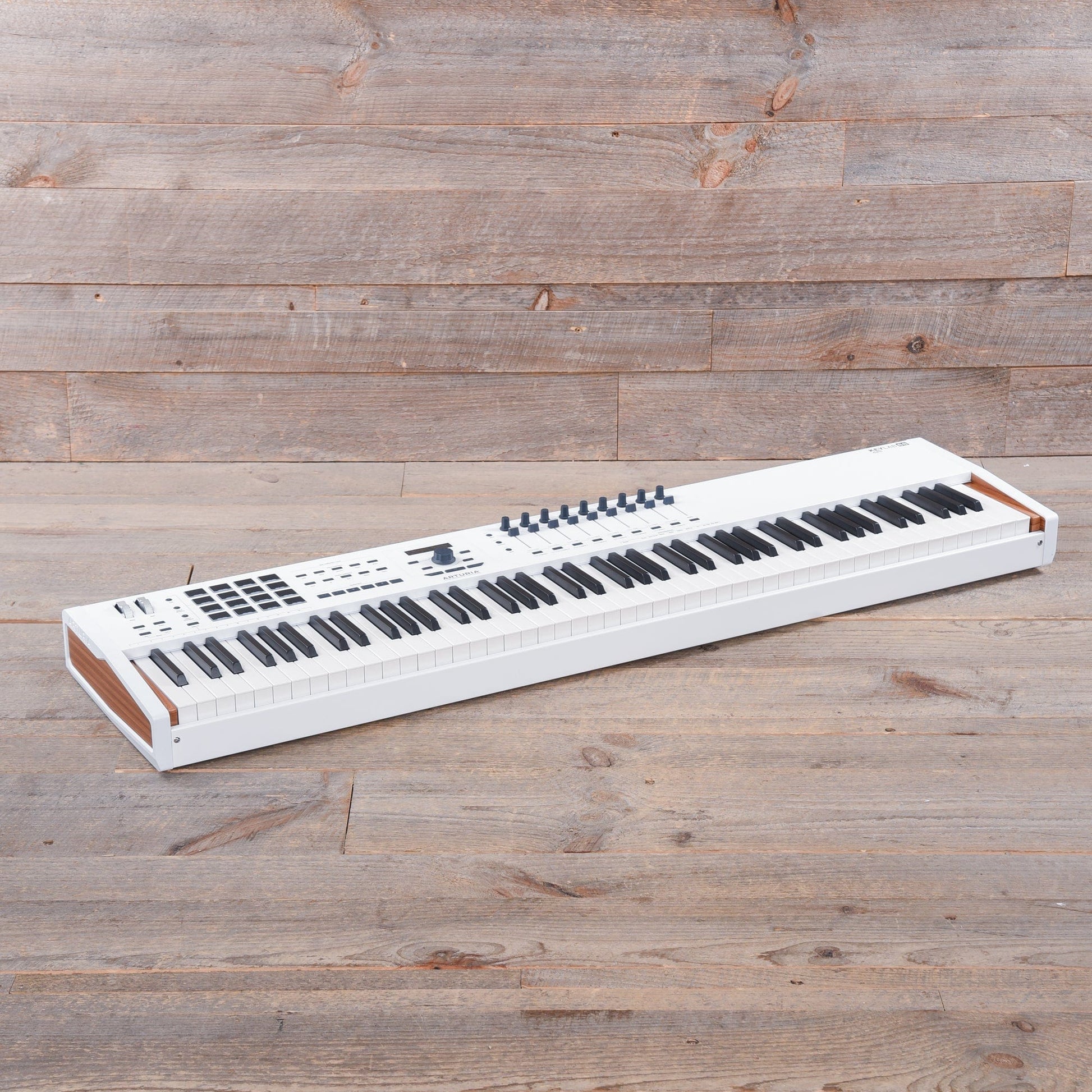 Arturia KeyLab 88 MKII Keyboard Controller Keyboards and Synths / Controllers