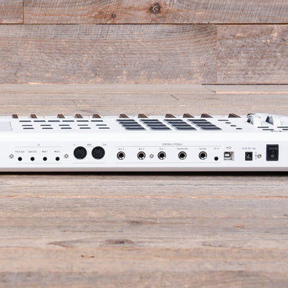 Arturia KeyLab MkII 61 Key White Keyboards and Synths / Controllers