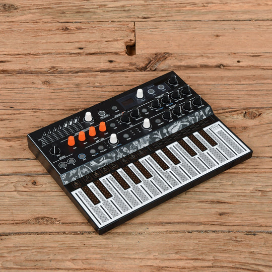 Arturia MicroFreak Keyboards and Synths / Synths / Analog Synths