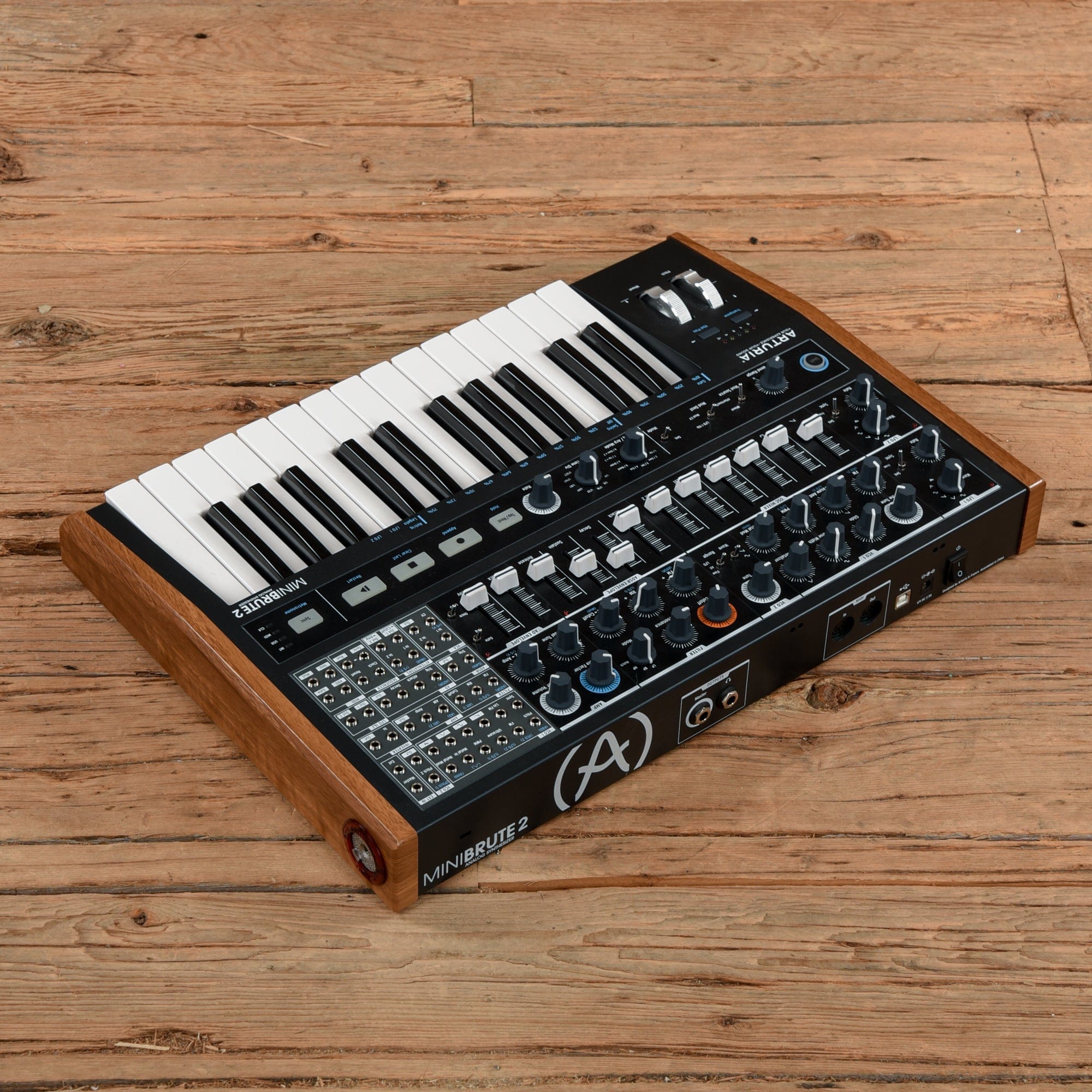 Arturia Minibrute 2 25-Key Synthesizer Keyboards and Synths / Synths / Analog Synths