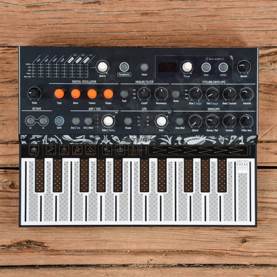 Arturia MicroFreak 25-Key Algorithmic Synthesizer Keyboards and Synths / Synths / Digital Synths