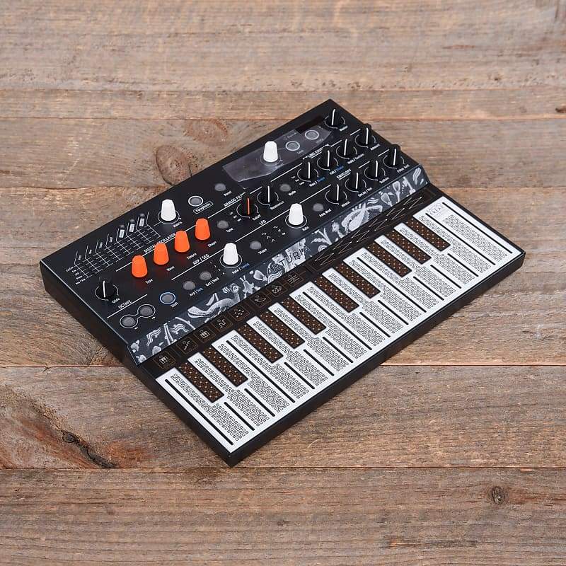 Arturia MicroFreak Hybrid Synthesizer Keyboards and Synths / Synths / Digital Synths