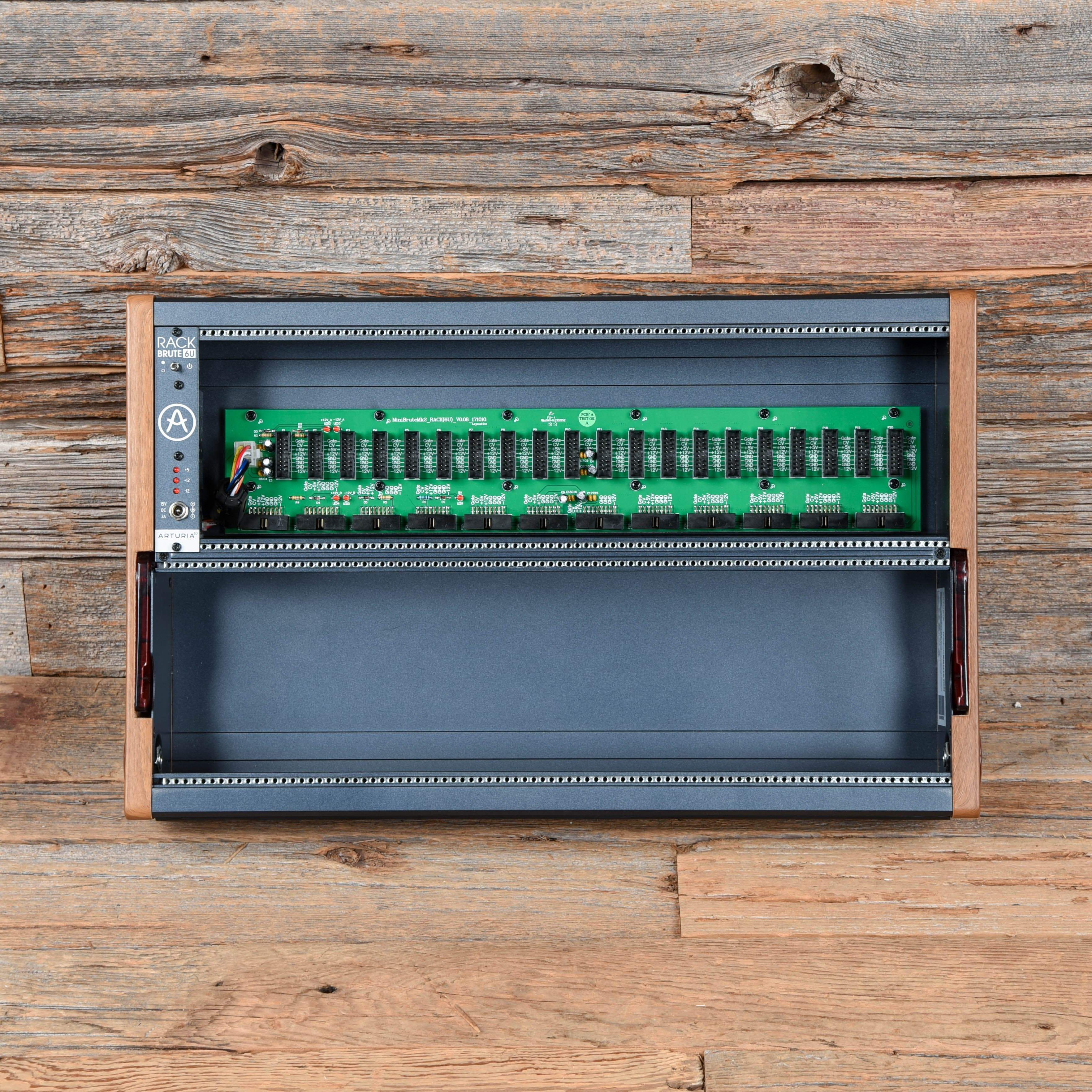 Arturia RackBrute 6U Eurorack Case Keyboards and Synths / Synths / Eurorack