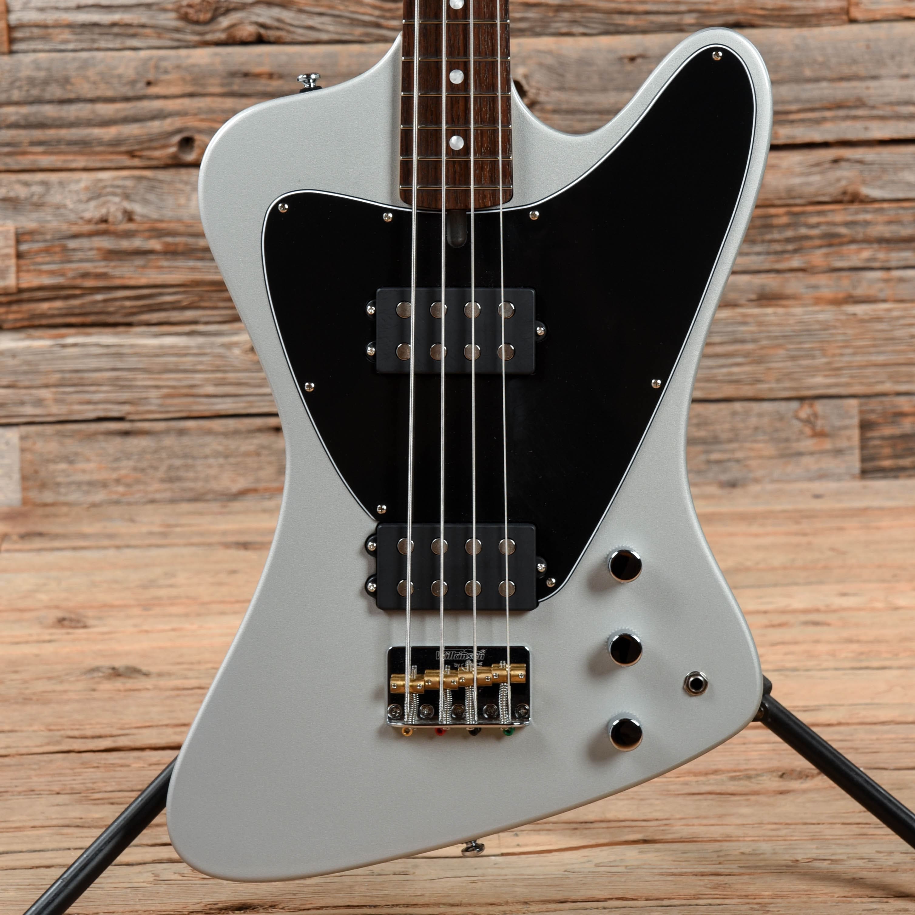 Ashdown Low Rider 4 Silver – Chicago Music Exchange