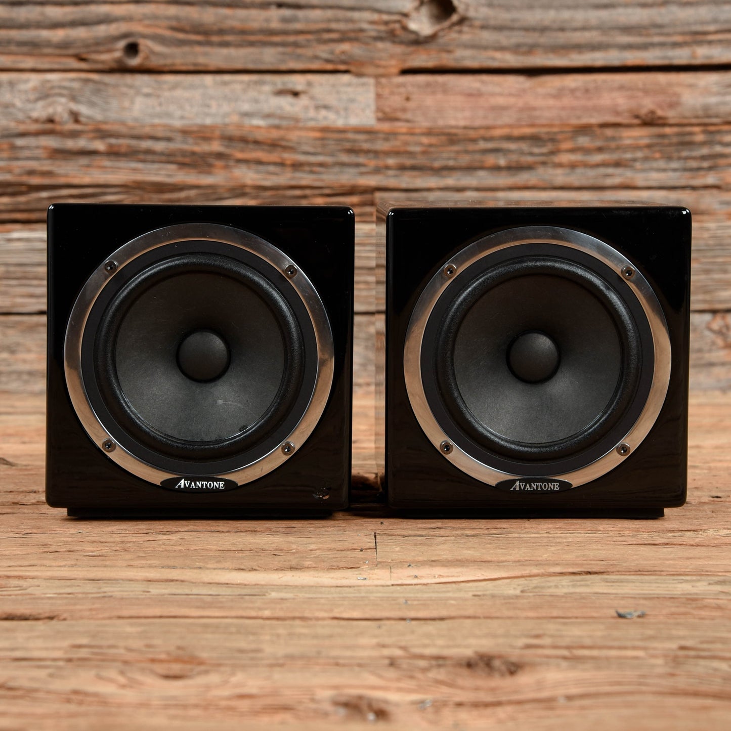 Avantone Pro Active MixCubes Powered Studio Monitors (Pair) USED Pro Audio / Speakers / Studio Monitors