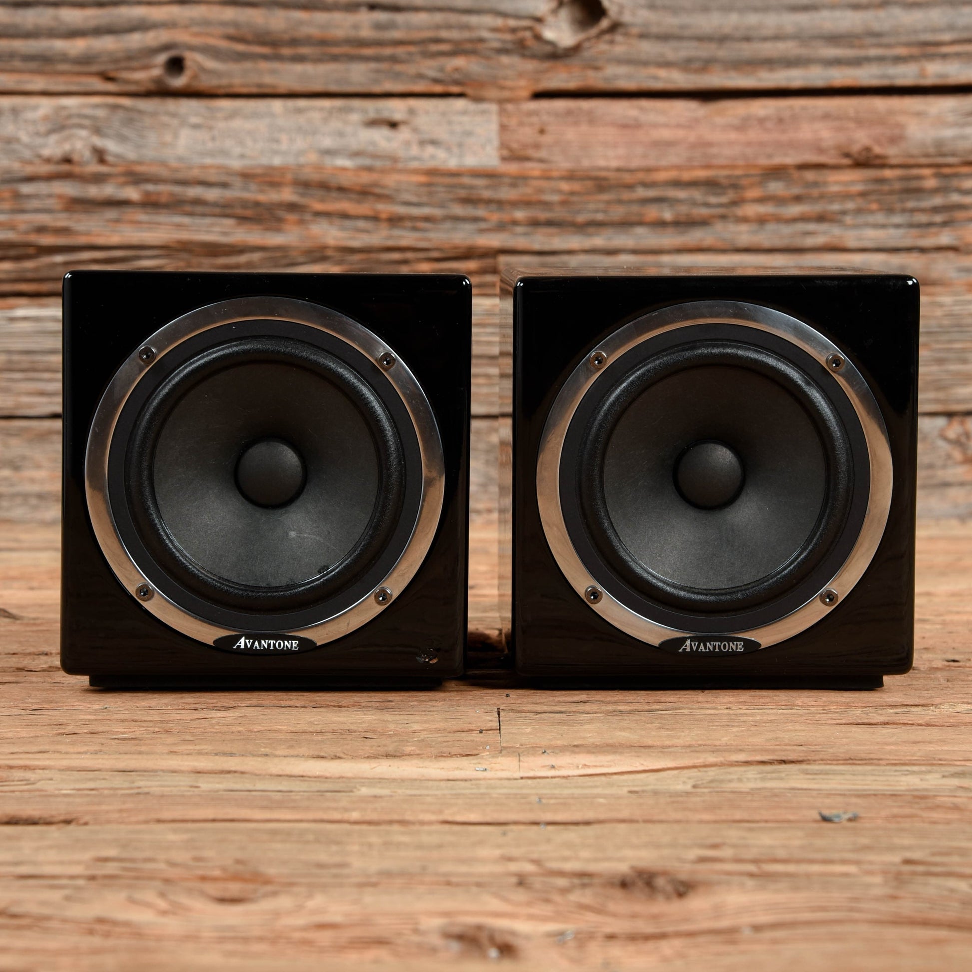 Avantone Pro Active MixCubes Powered Studio Monitors (Pair) USED Pro Audio / Speakers / Studio Monitors