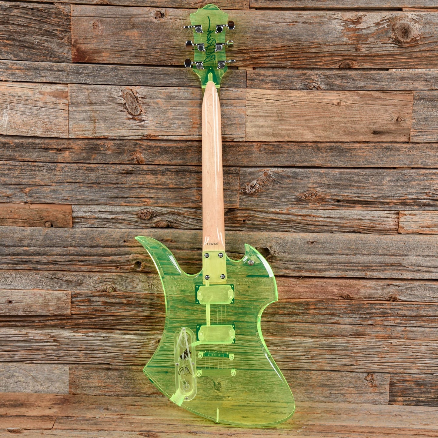 B.C. Rich Mockingbird Lucite Lucite Green Electric Guitars / Solid Body