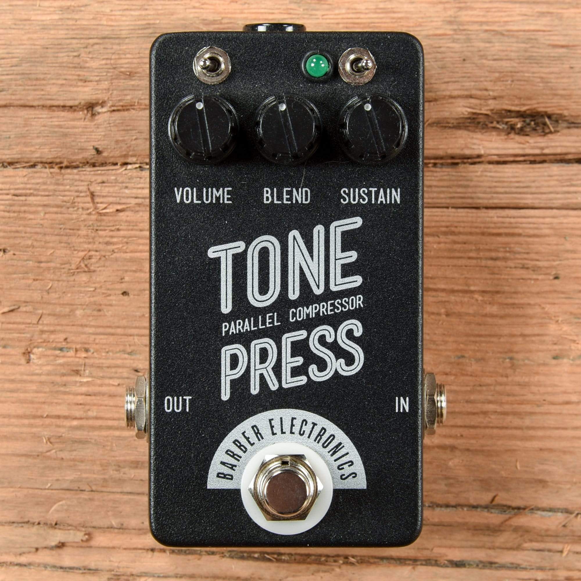 Barber Compact Tone Press Compressor Pedal – Chicago Music Exchange