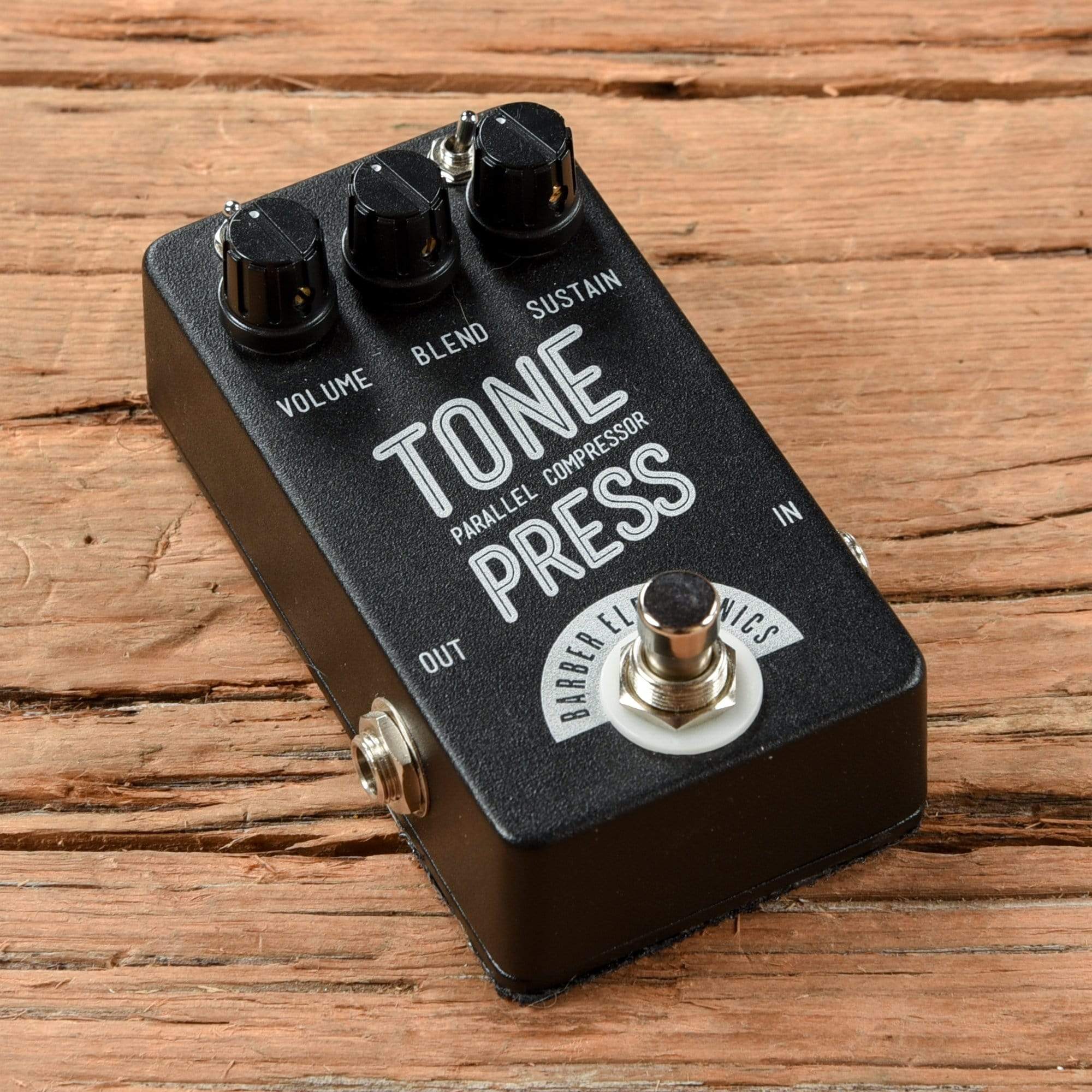 Barber Compact Tone Press Compressor Pedal – Chicago Music Exchange