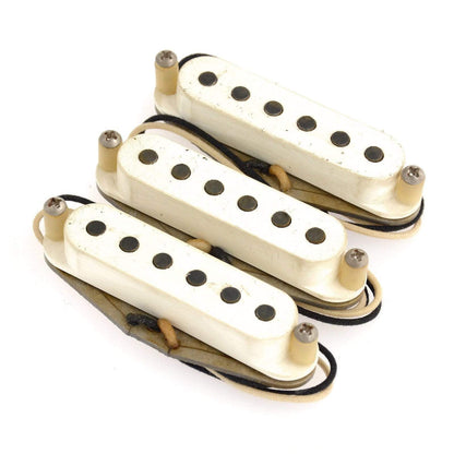 Bare Knuckle Mother's Milk Strat Single Coil Pickup Set Flat Profile RW/RP Aged Parchment Parts / Guitar Pickups