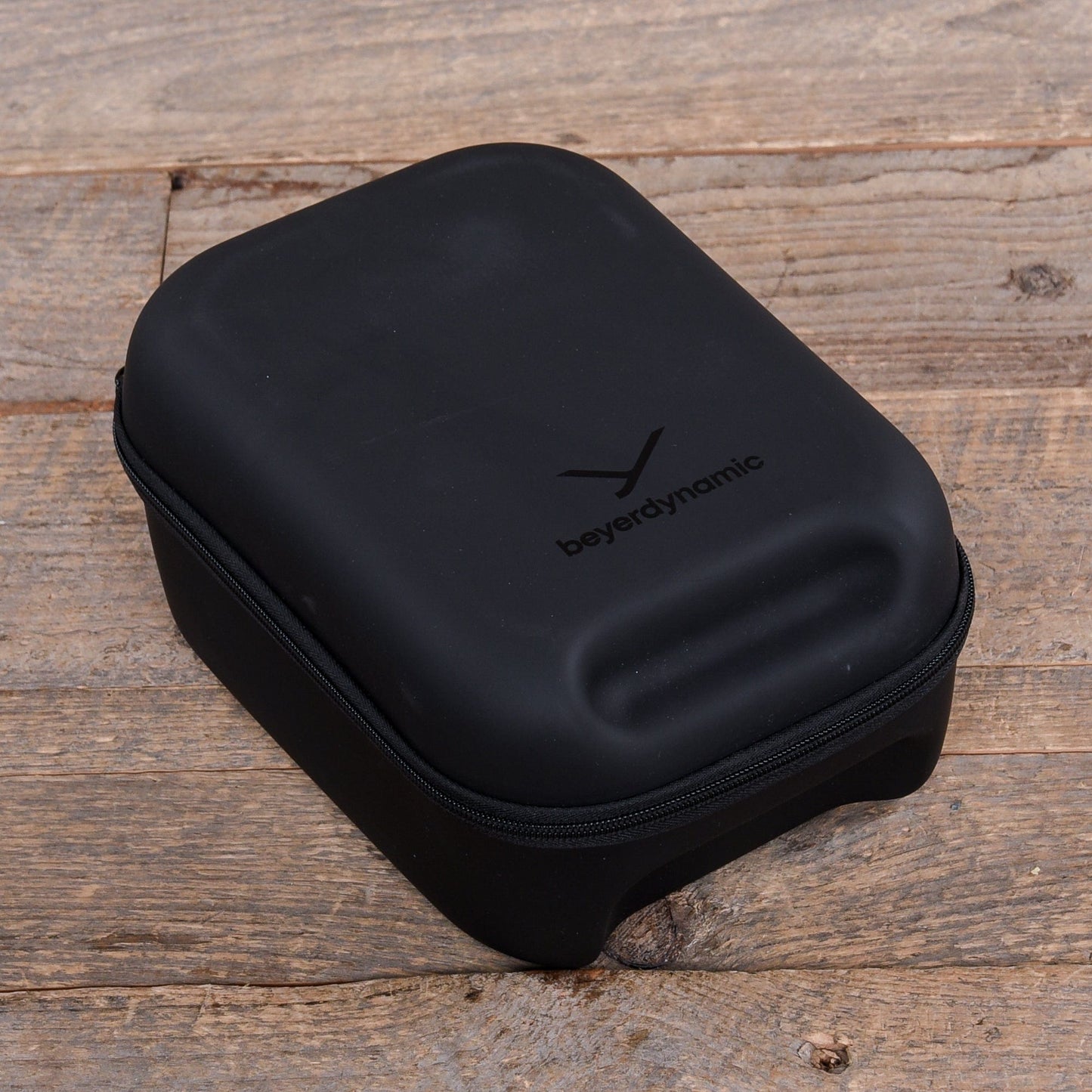 beyerdynamice DT 1990 Pro 250 Ohm Studio Headphones Home Audio / Headphones / Open-back Headphones