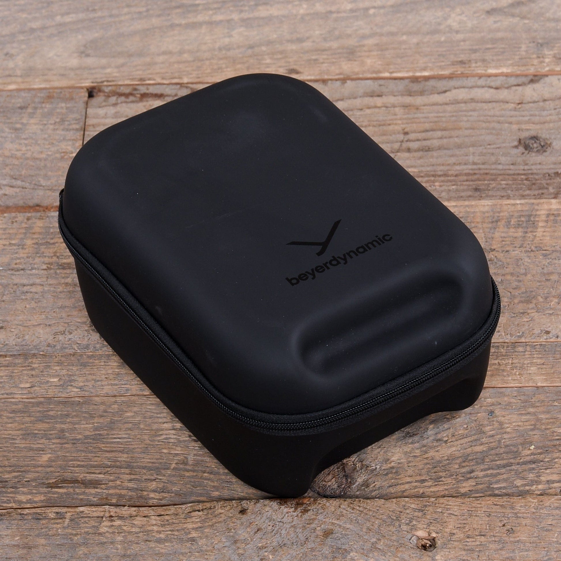 beyerdynamice DT 1990 Pro 250 Ohm Studio Headphones Home Audio / Headphones / Open-back Headphones