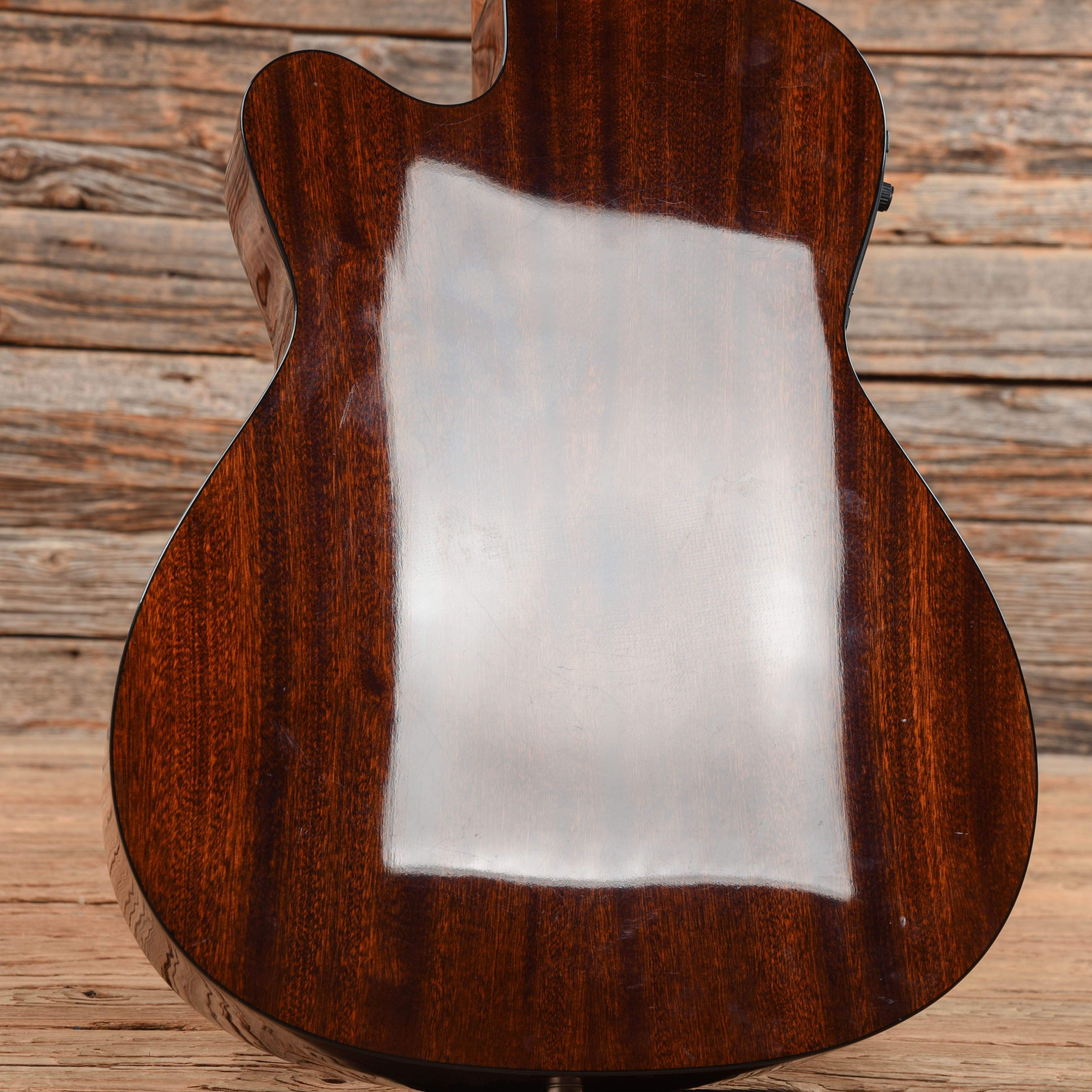 Blueridge BR-143CE Historic Series Natural Acoustic Guitars / Dreadnought