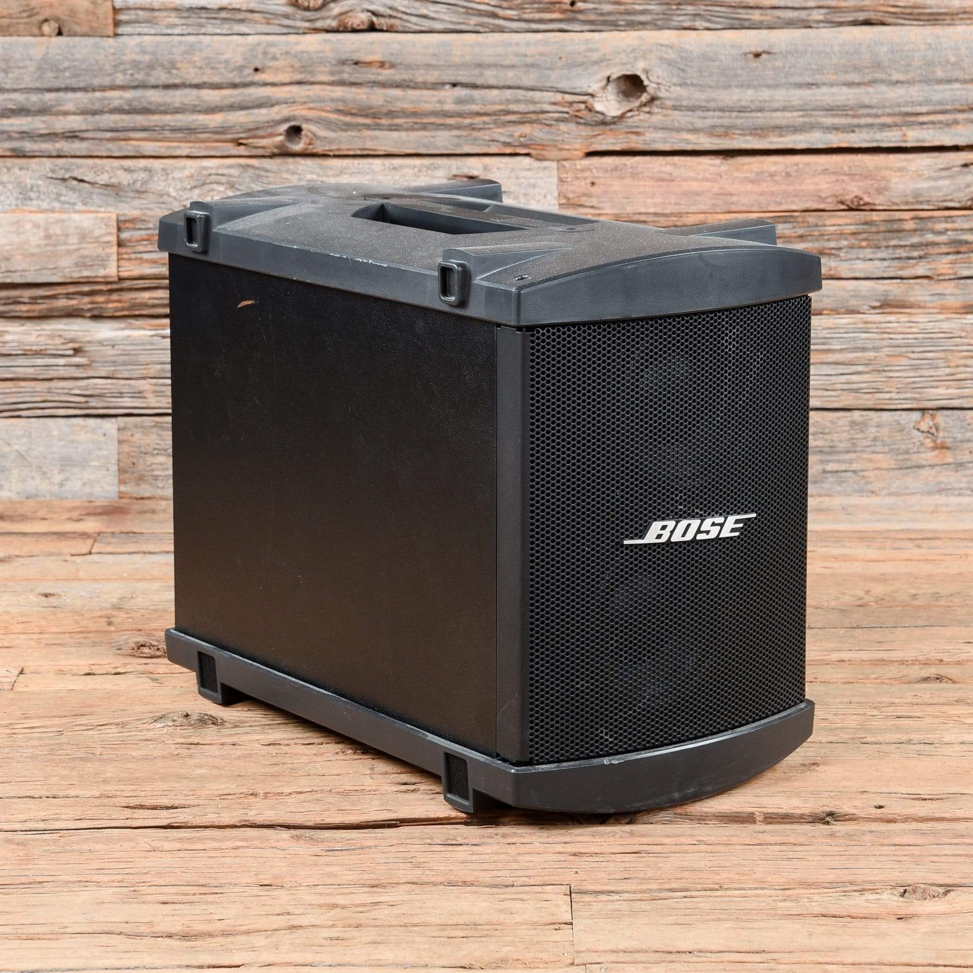 Bose B1 Bass Module Pro Audio / Speakers / Powered Speakers