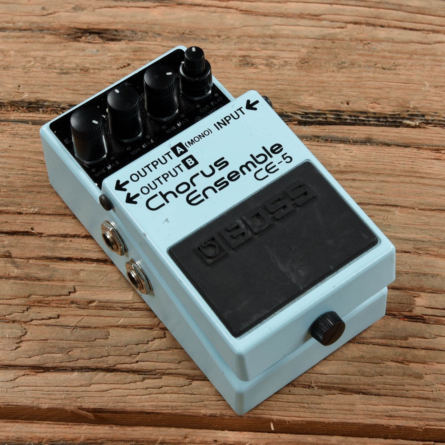 Boss CE-5 Chorus Ensemble Effects and Pedals / Chorus and Vibrato