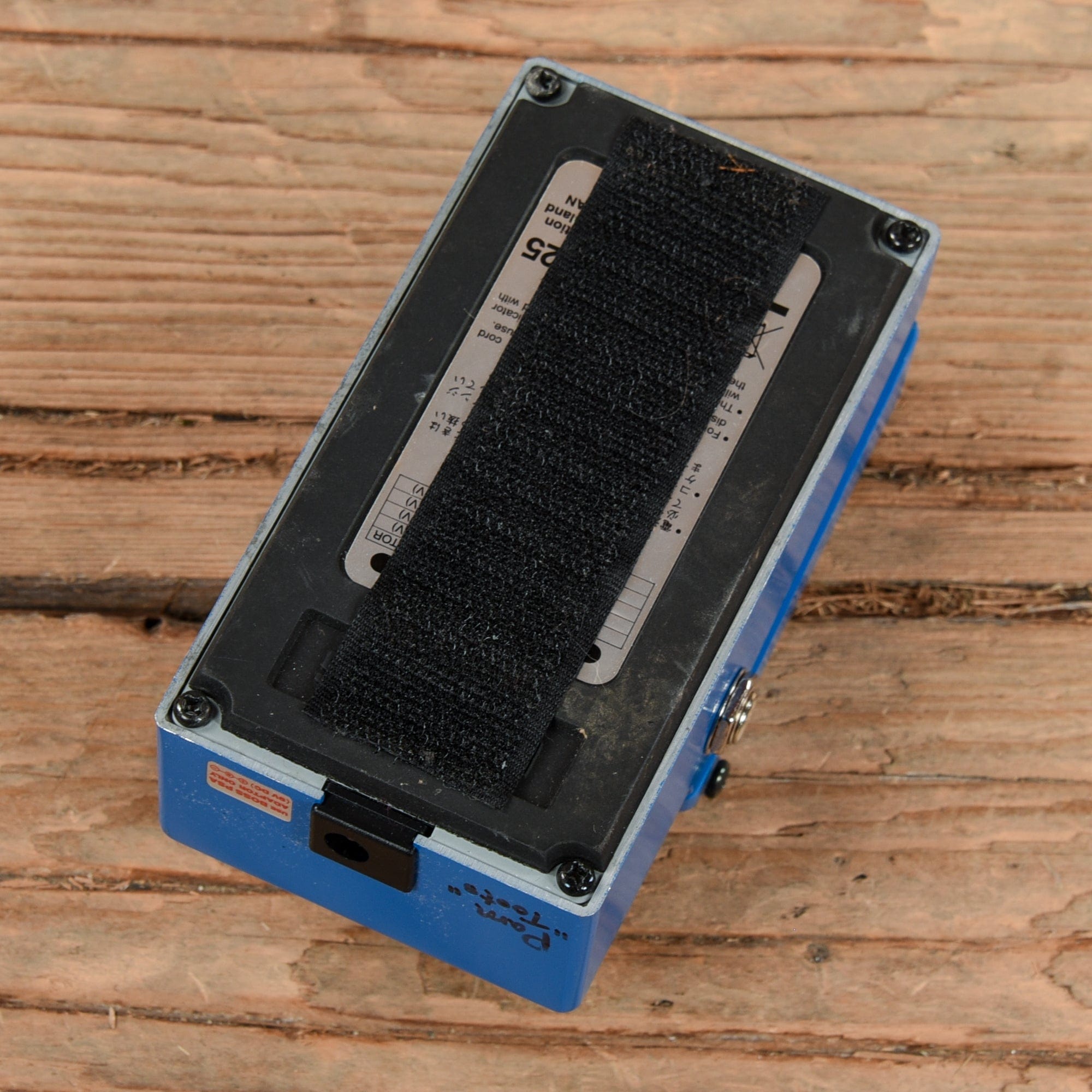 Boss CS-3 Compression Sustainer Effects and Pedals / Chorus and Vibrato