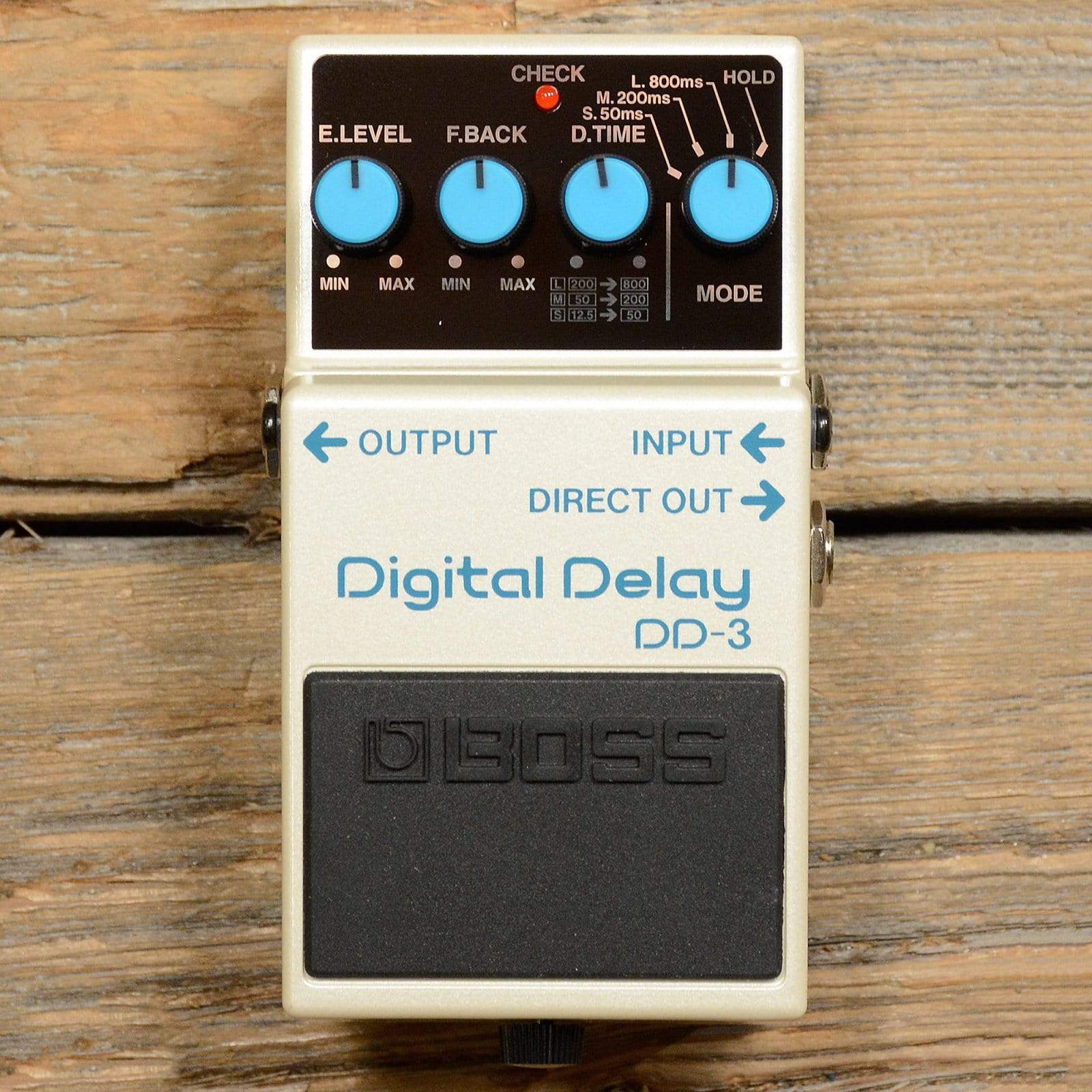 Boss DD-3 Digital Delay Effects and Pedals / Delay