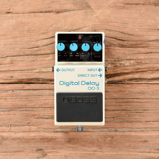 Boss DD-3 Digital Delay Effects and Pedals / Delay