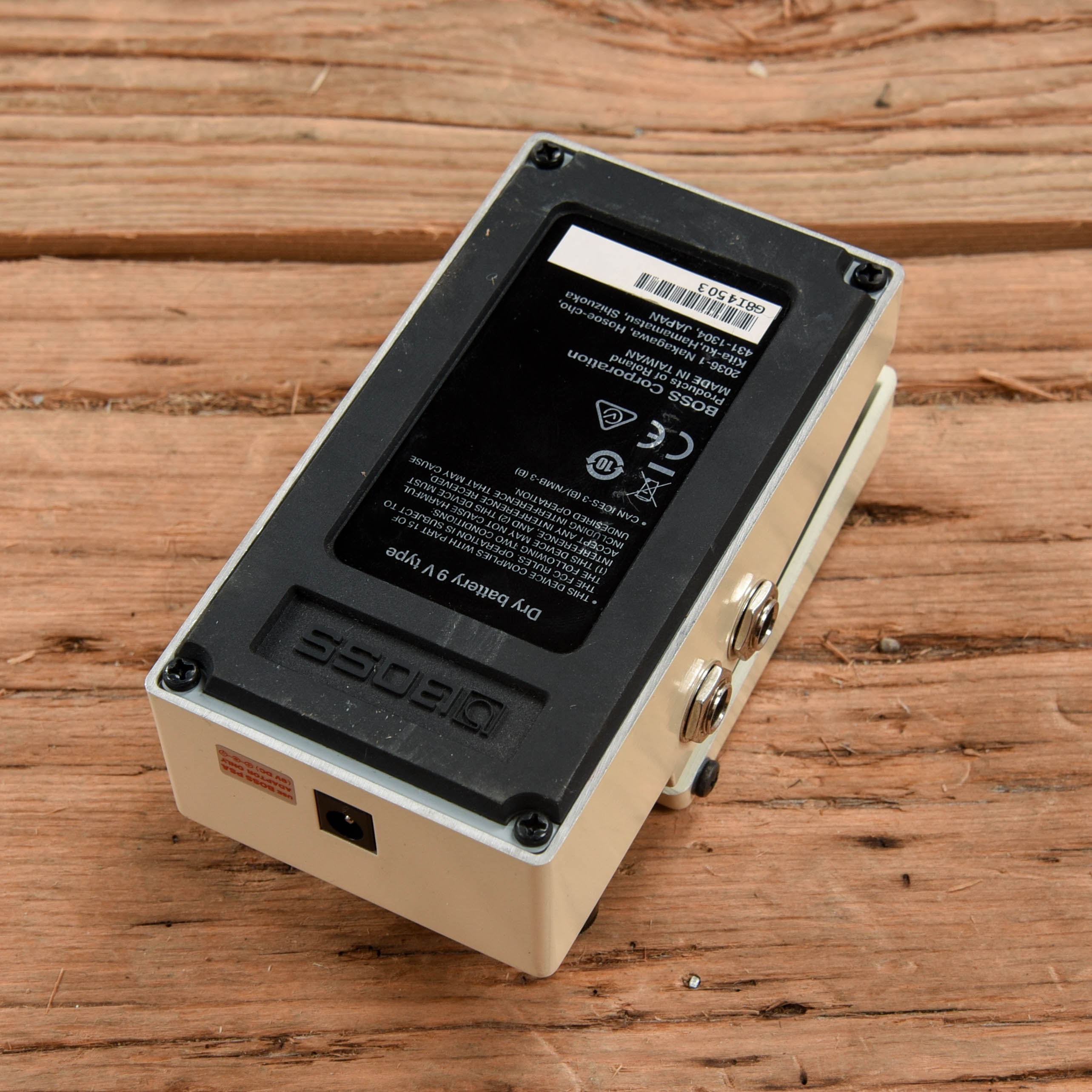 Boss DD-3 Effects and Pedals / Delay