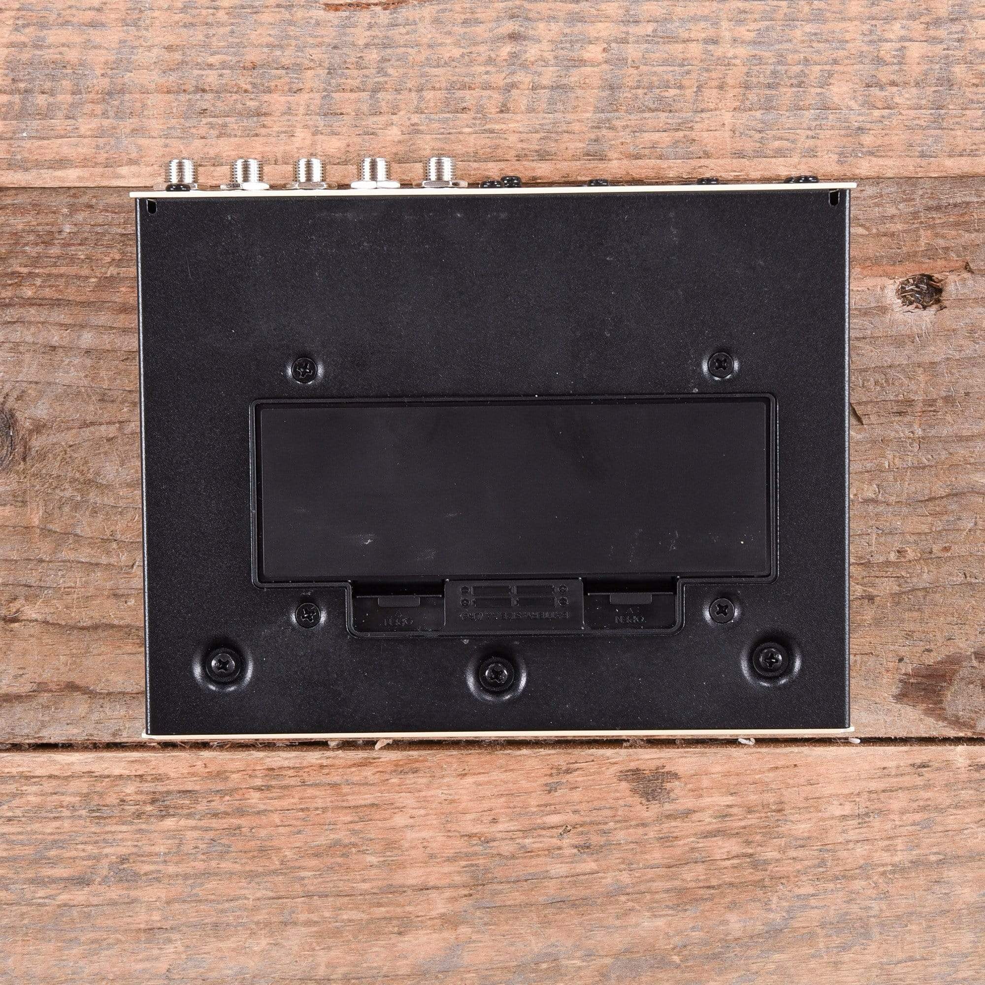 Boss DD-500 Digital Delay Effects and Pedals / Delay