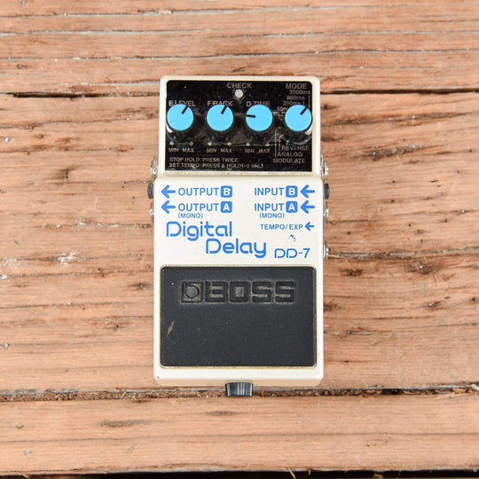 Boss DD-7 Digital Delay Effects and Pedals / Delay