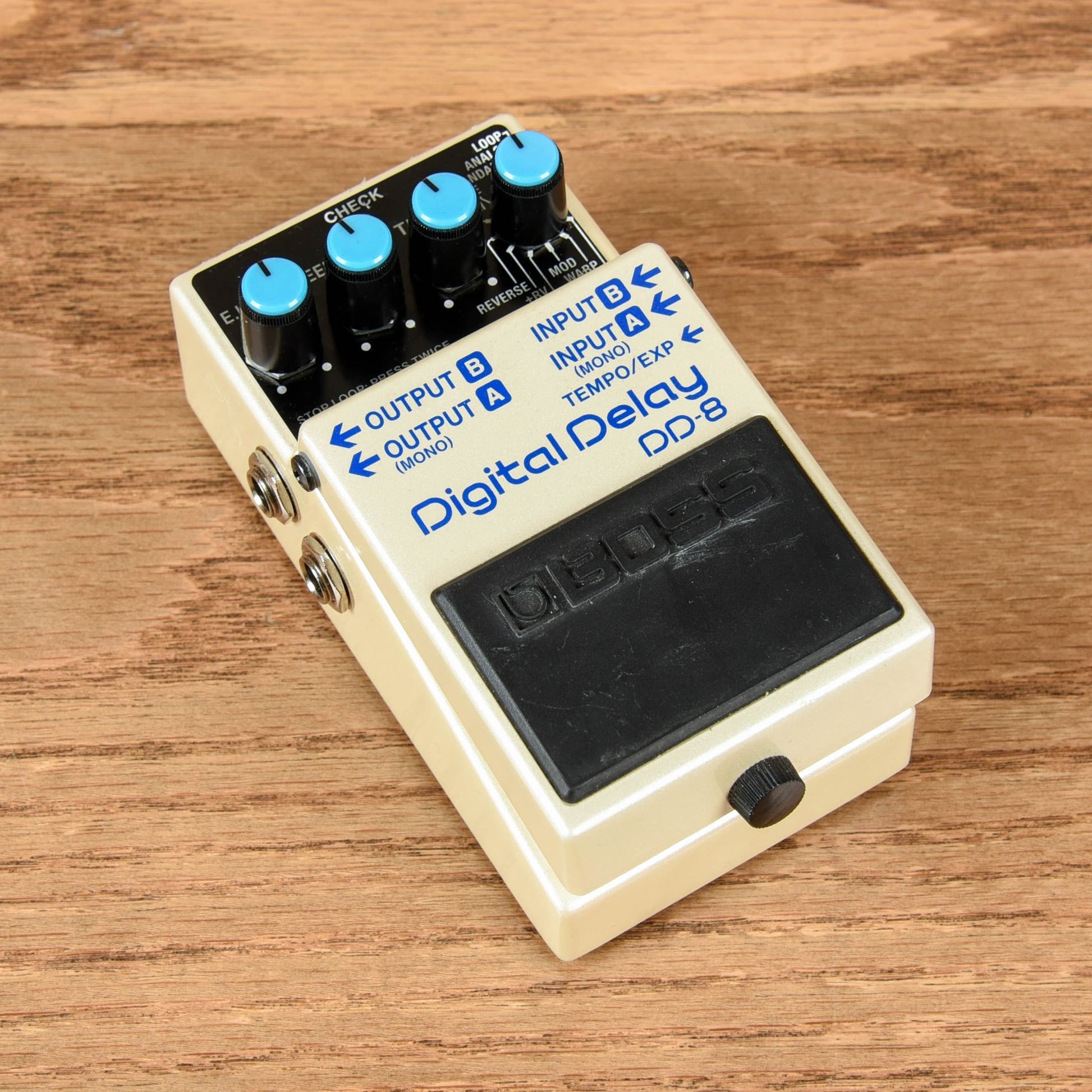 Boss DD-8 Digital Delay Effects and Pedals / Delay
