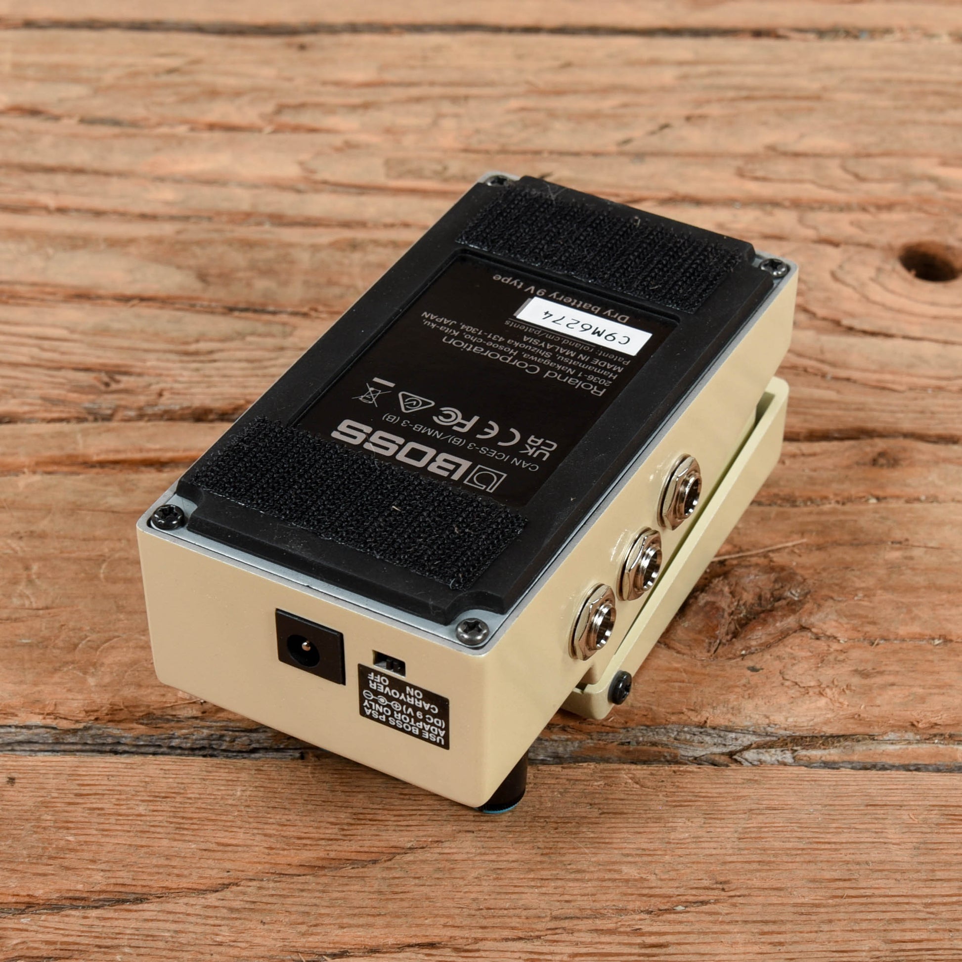 Boss DD-8 Digital Delay Effects and Pedals / Delay