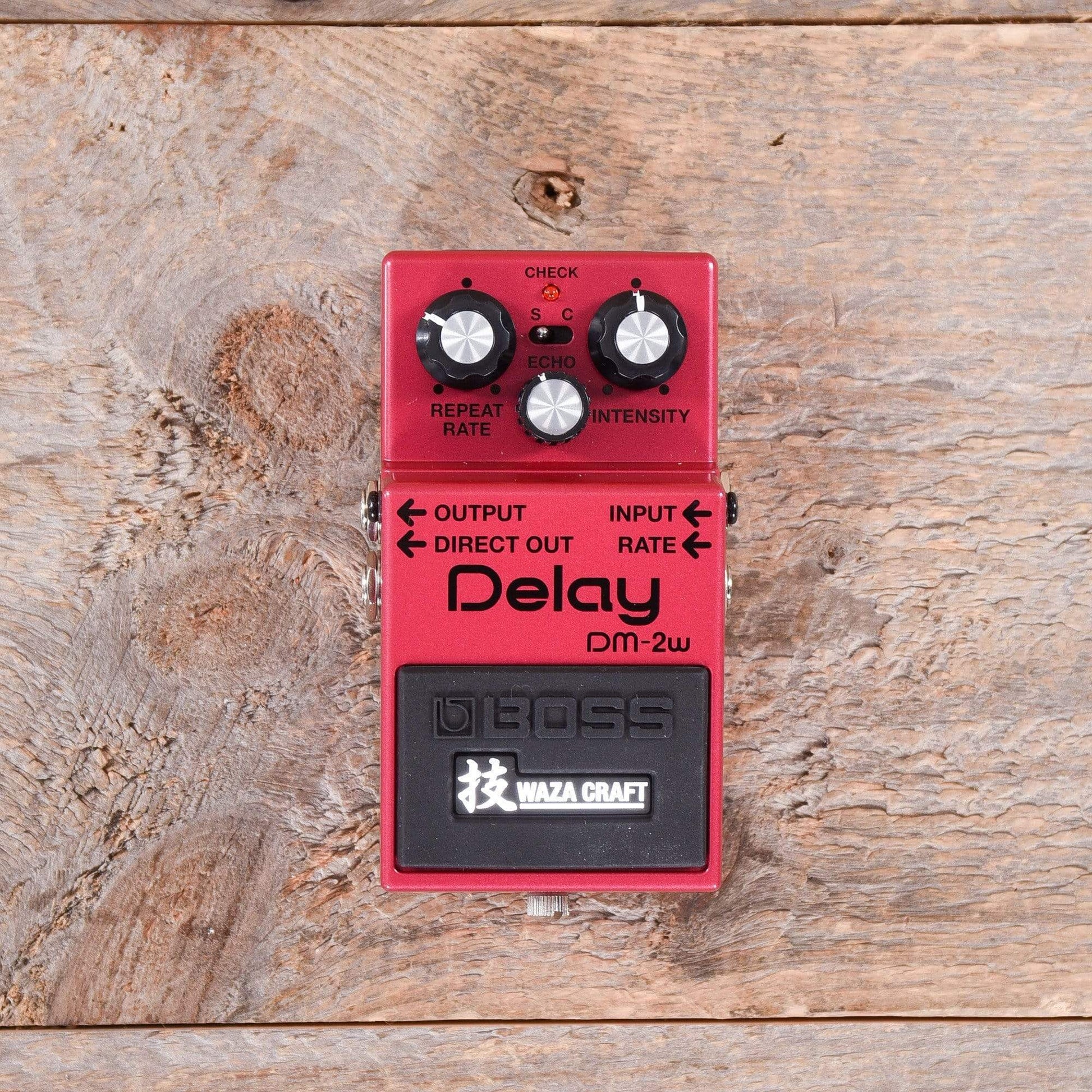 Boss DM-2W Delay Waza Craft Analog Pedal Effects and Pedals / Delay