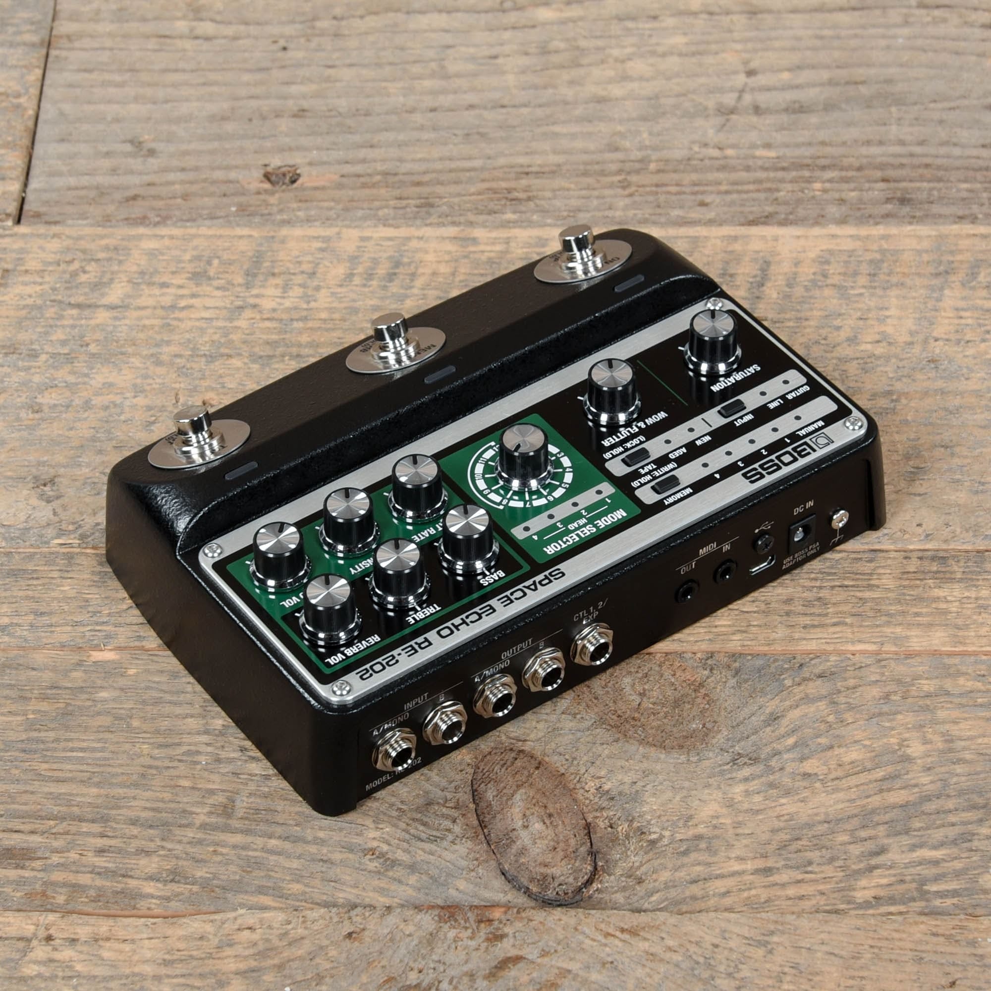 Boss RE-202 Space Echo Delay/Reverb Pedal – Chicago Music Exchange