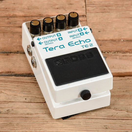 Boss Tera Echo TE-2 Effects and Pedals / Delay