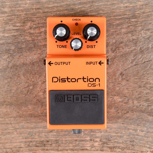 Boss DS-1 Distortion Effects and Pedals / Distortion