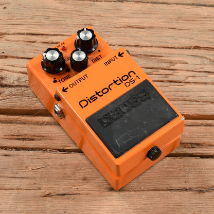 Boss DS-1 Effects and Pedals / Distortion
