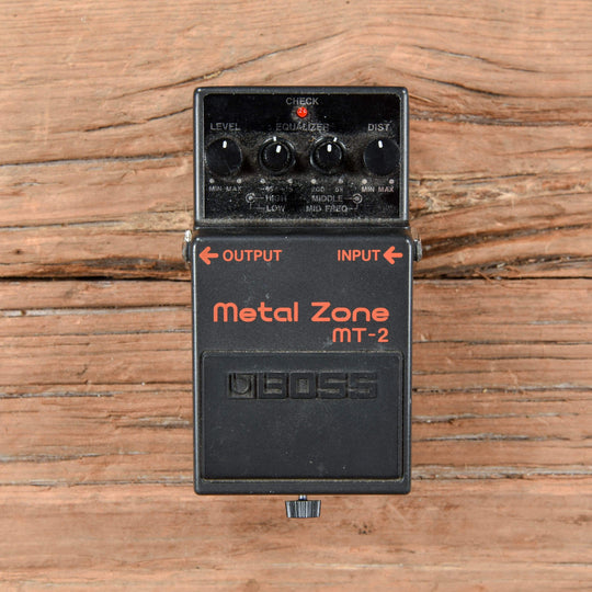 Boss MT-2 Metal Zone Effects and Pedals / Distortion