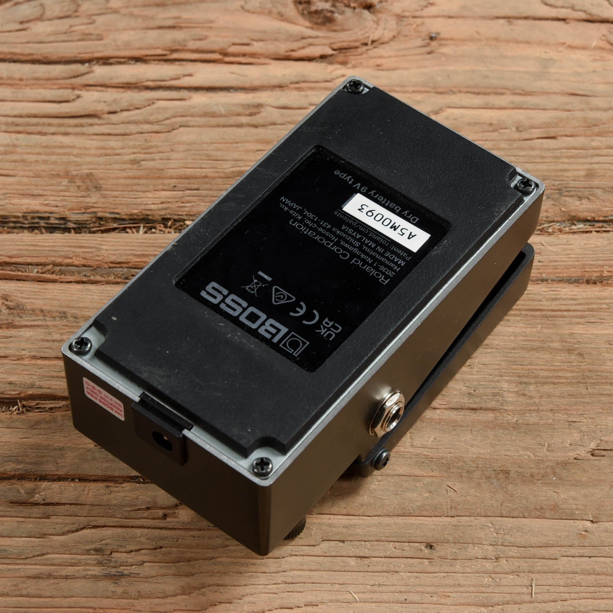 Boss MT-2 Metal Zone Effects and Pedals / Distortion