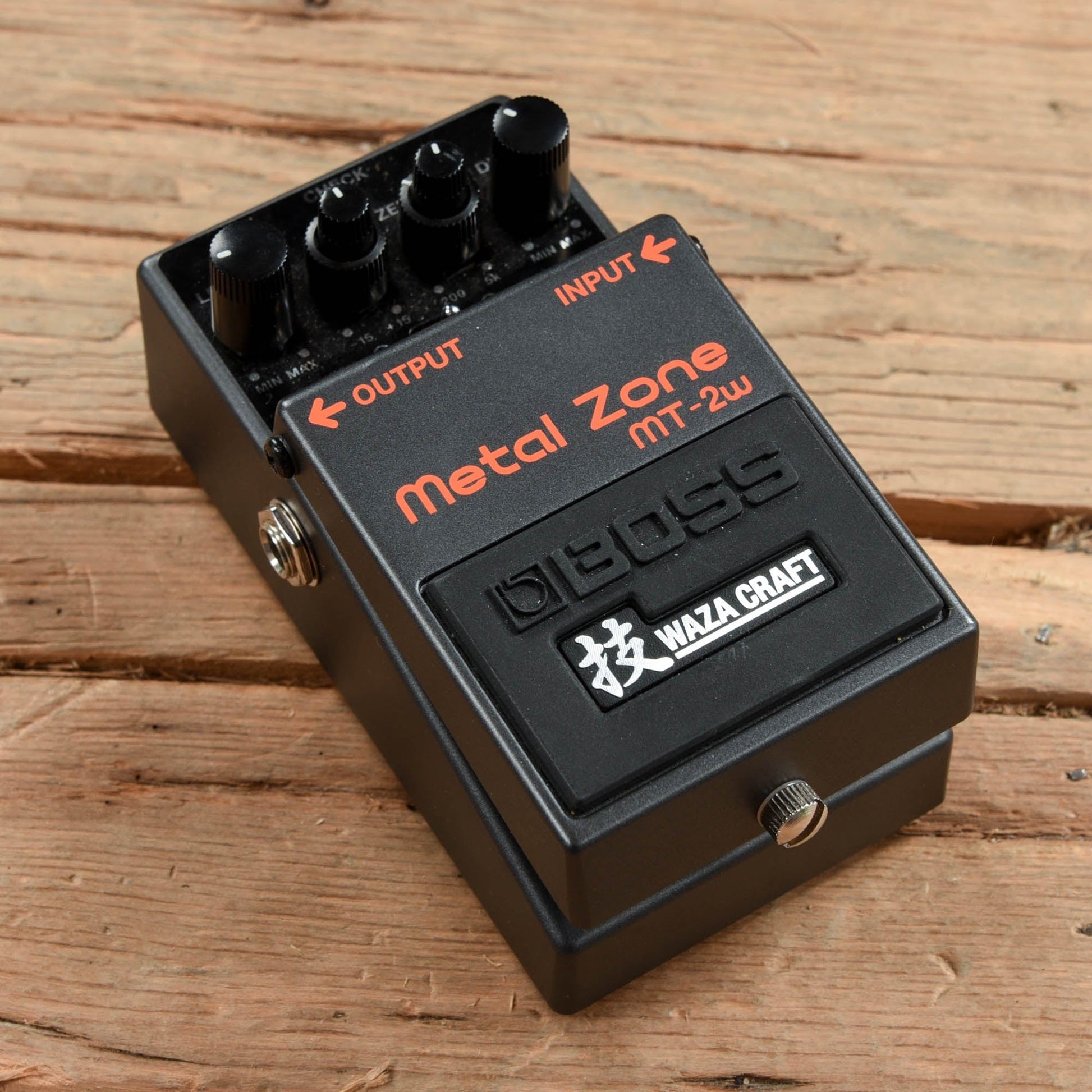 Metalzone Boss MT-2W Metal Zone Waza Craft – Chicago Music Exchange