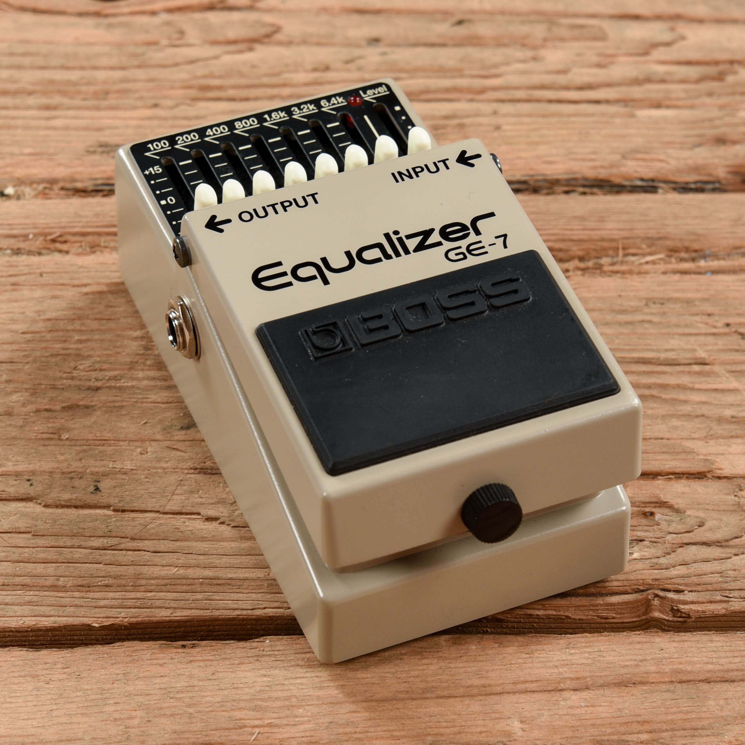 Boss GE-7 Equalizer Effects and Pedals / EQ