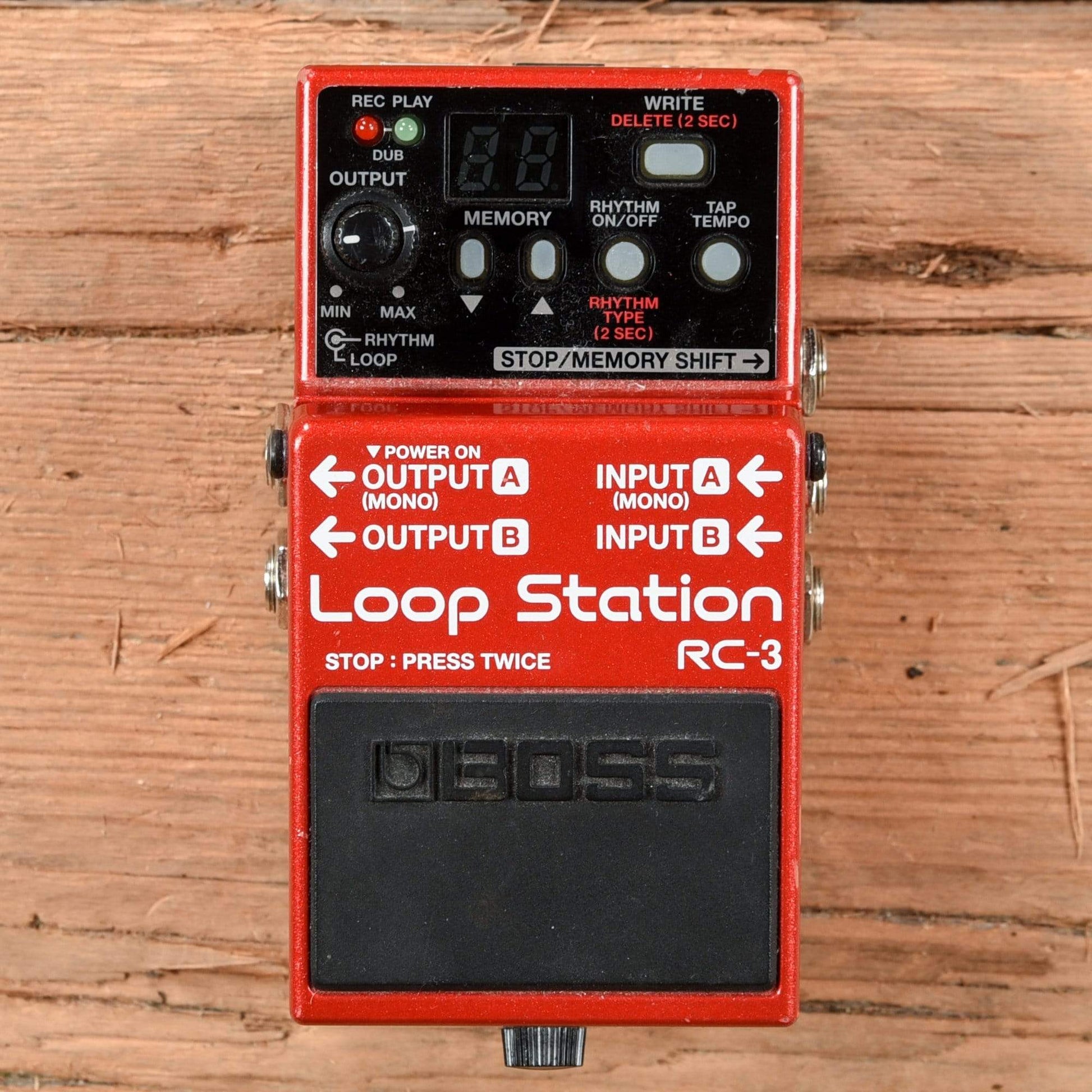 Boss RC-3 Loop Station Effects and Pedals / Loop Pedals and Samplers