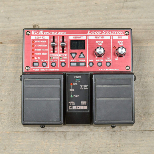 Boss RC-30 Loop Station Effects and Pedals / Loop Pedals and Samplers