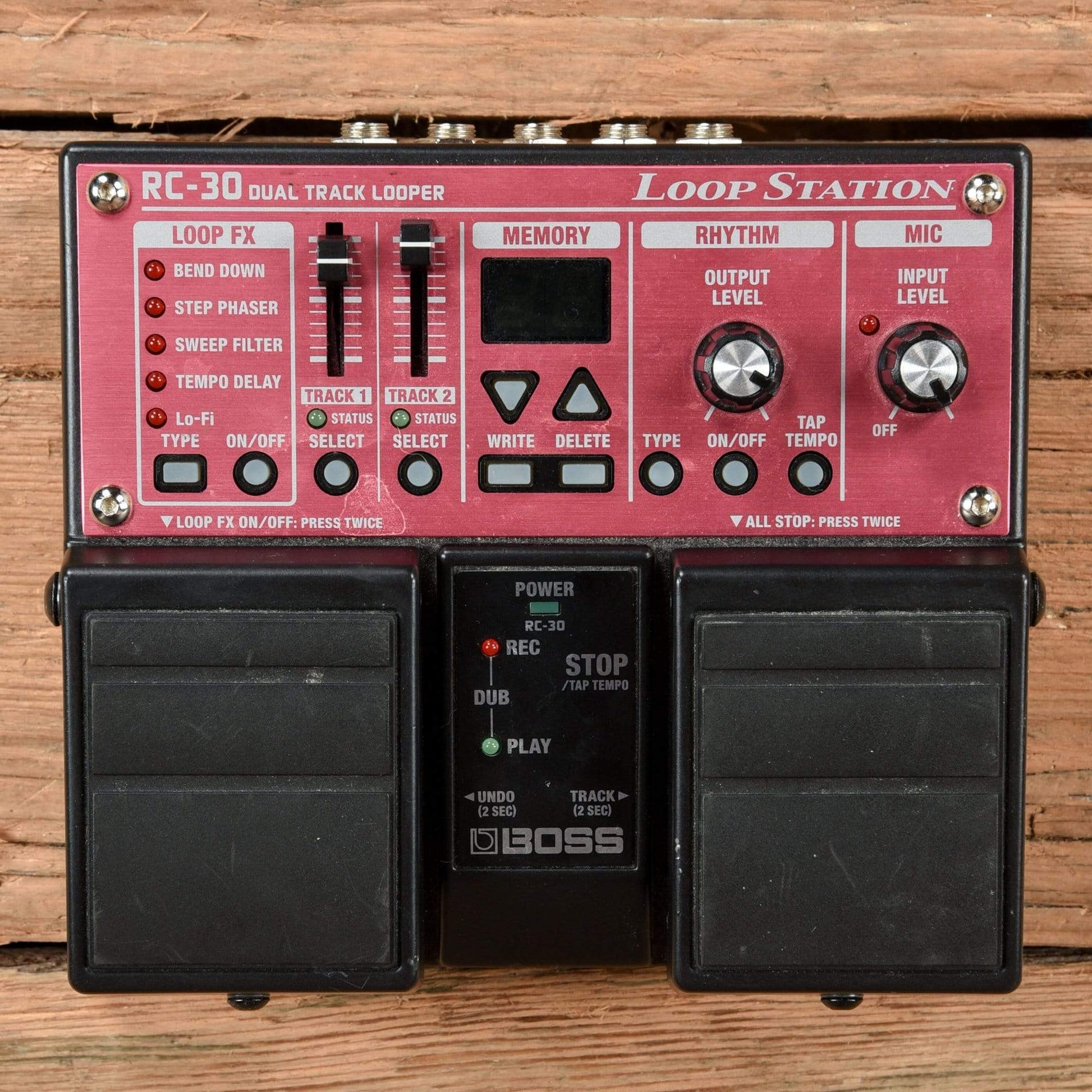 Boss RC-30 Loop Station Effects and Pedals / Loop Pedals and Samplers