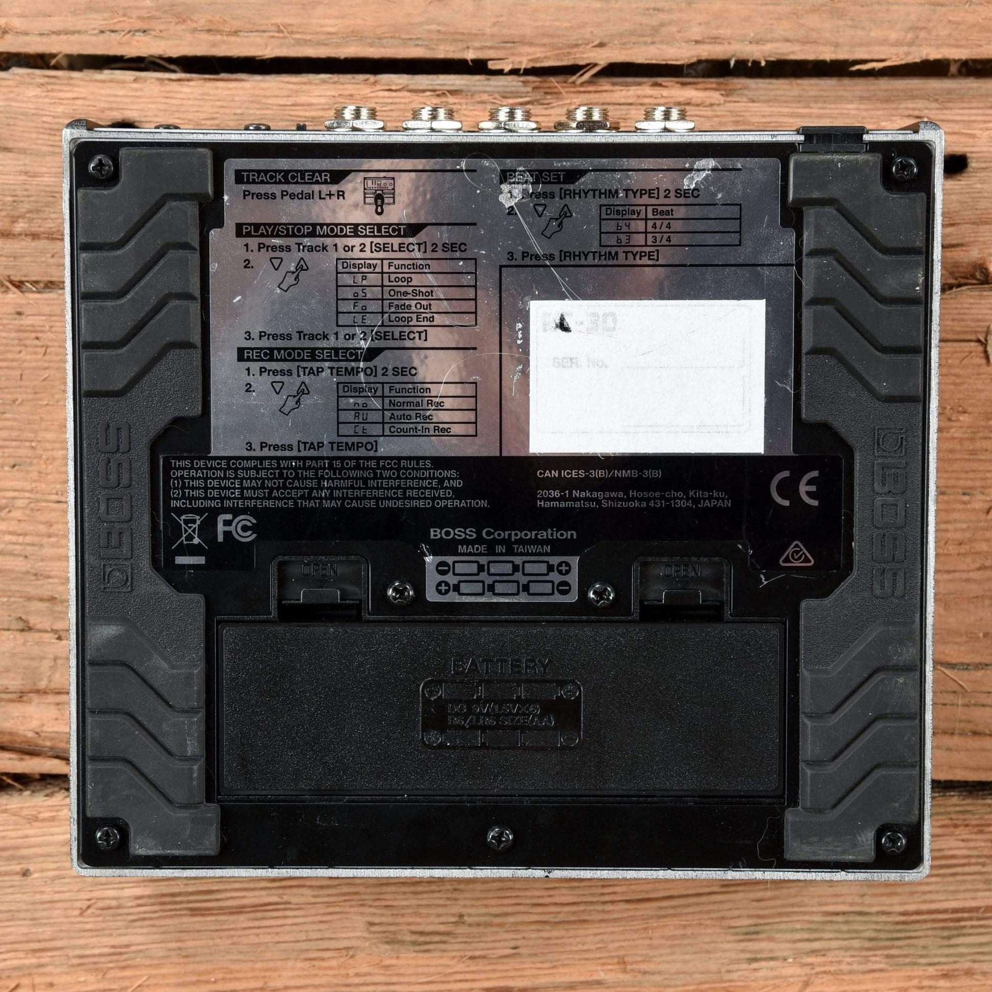 Boss RC-30 Loop Station Effects and Pedals / Loop Pedals and Samplers