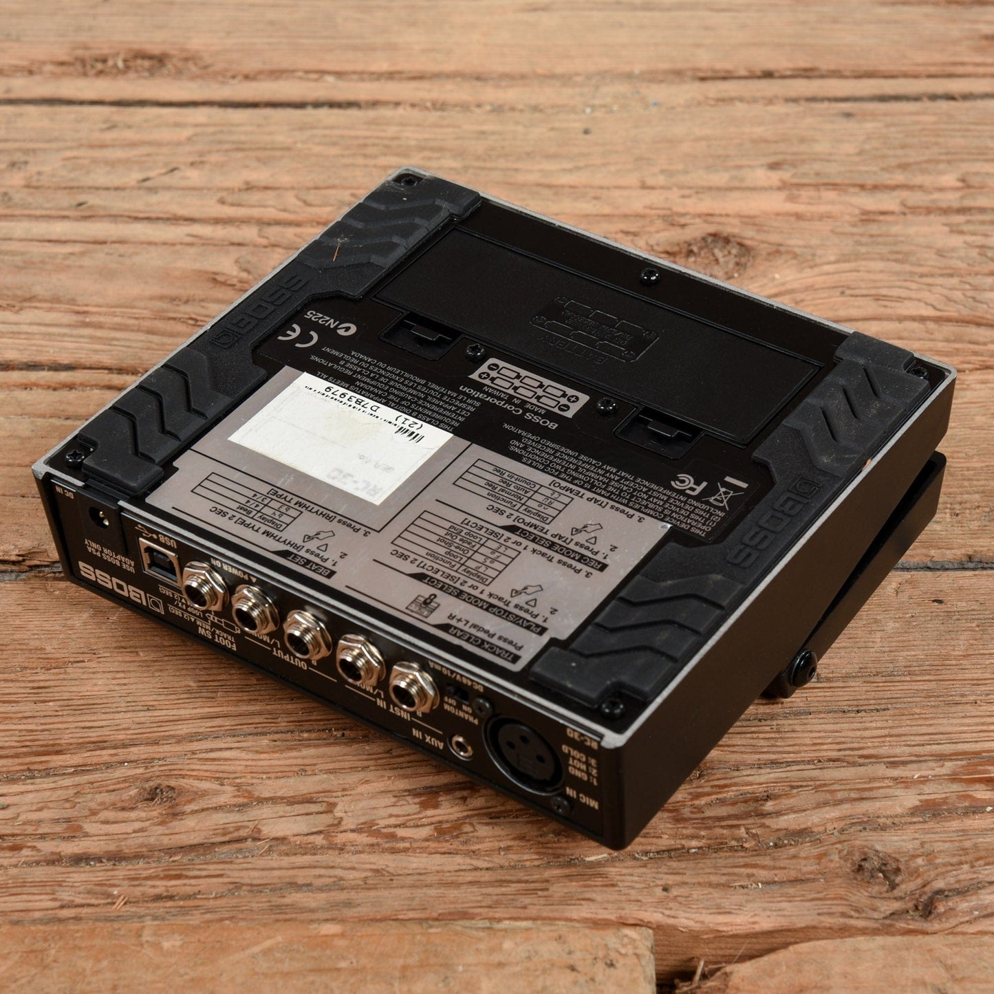 Boss RC-30 Loop Station Effects and Pedals / Loop Pedals and Samplers