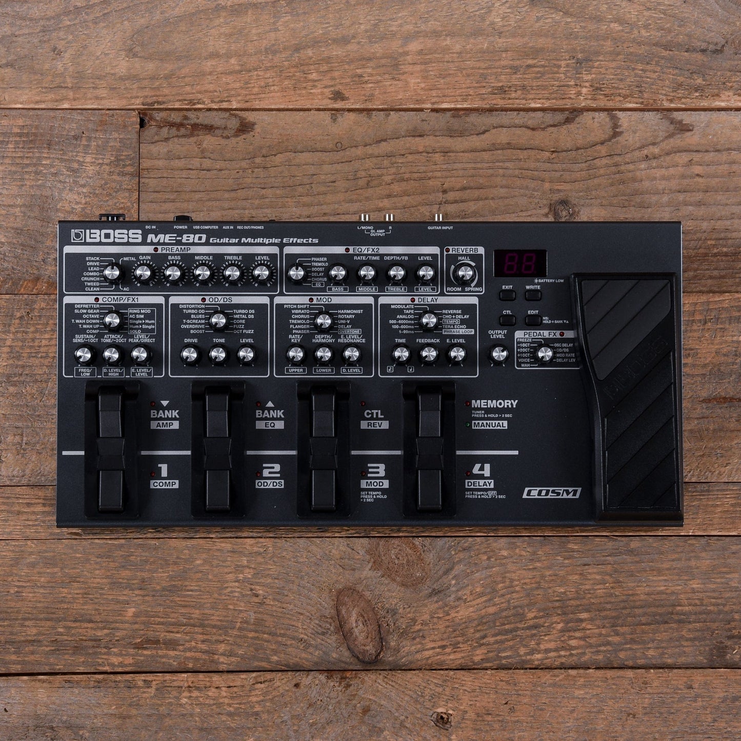 Boss ME-80 Multiple Guitar Effects & Looper Effects and Pedals / Multi-Effect Unit