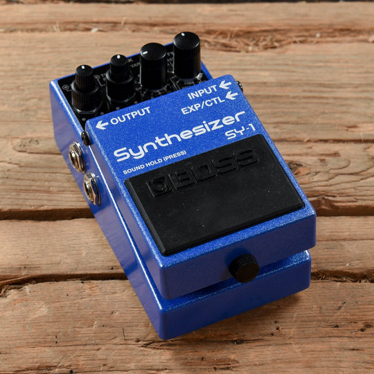 Boss SY-1 Synthesizer Effects and Pedals / Multi-Effect Unit