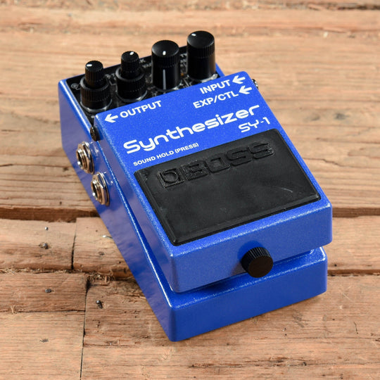 Boss SY-1 Synthesizer Effects and Pedals / Multi-Effect Unit