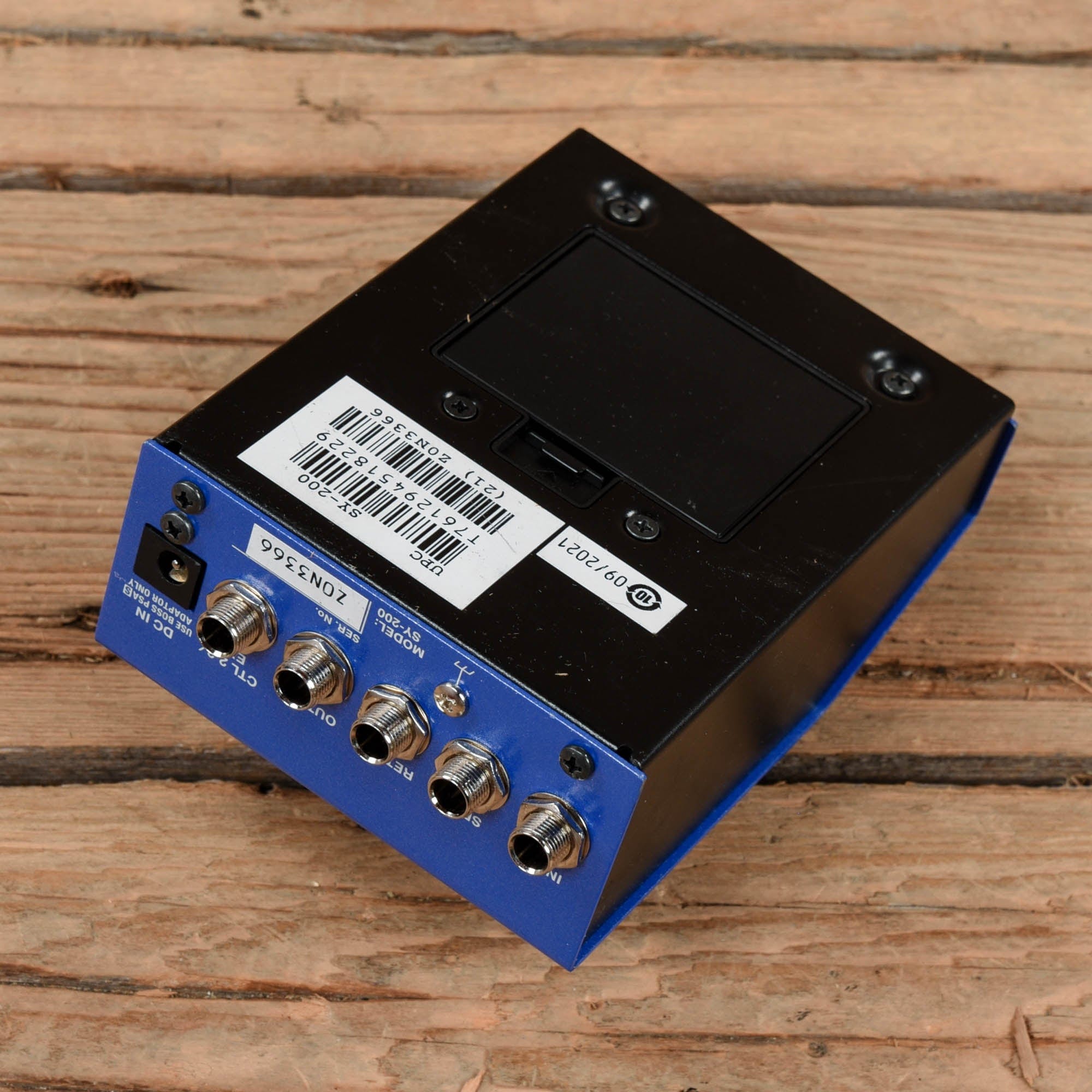 Boss SY-200 Synthesizer Effects and Pedals / Multi-Effect Unit