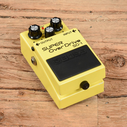 Boss SD-1 Super Overdrive Effects and Pedals / Overdrive and Boost