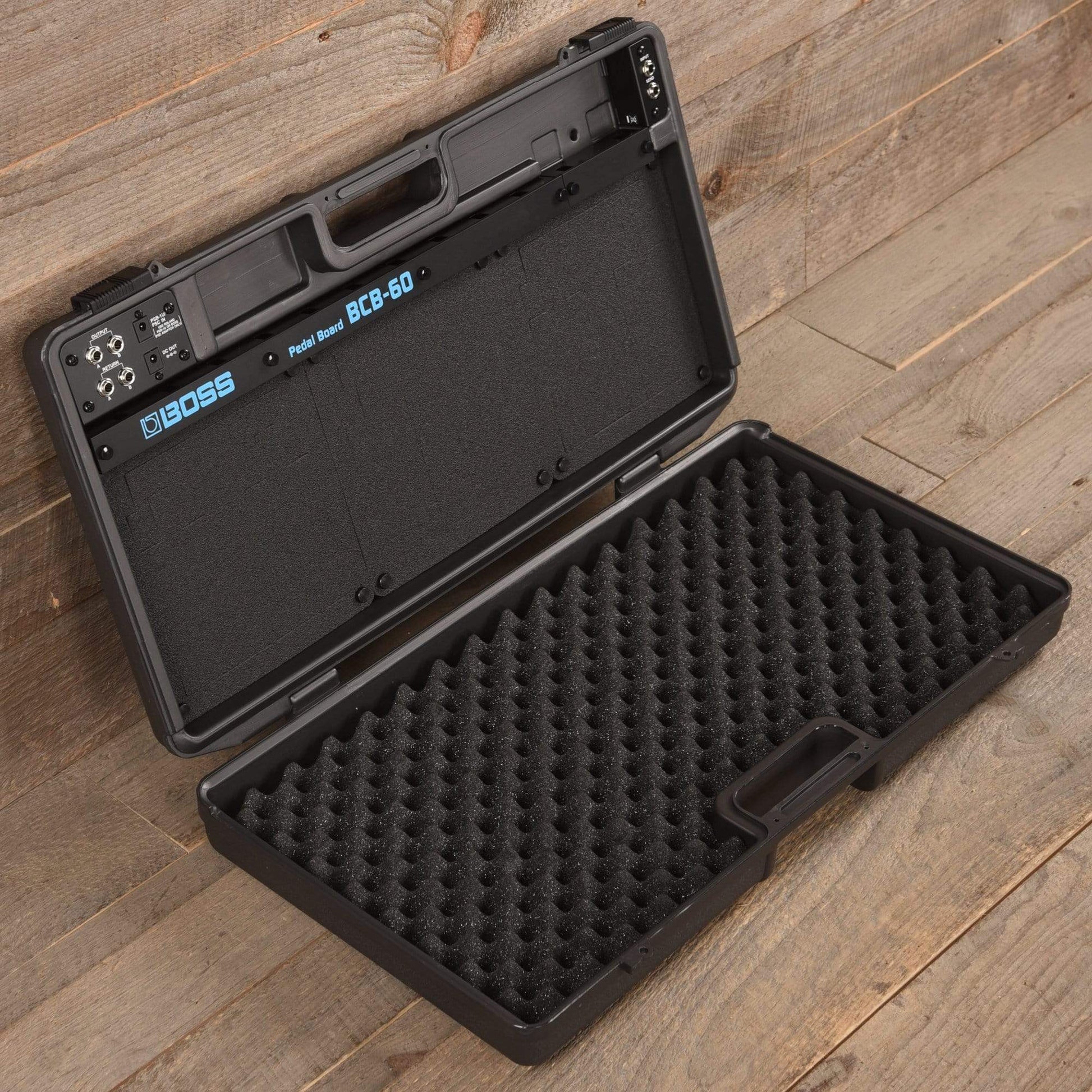 Boss BCB-60 Pedal Board Case Effects and Pedals / Pedalboards and Power Supplies