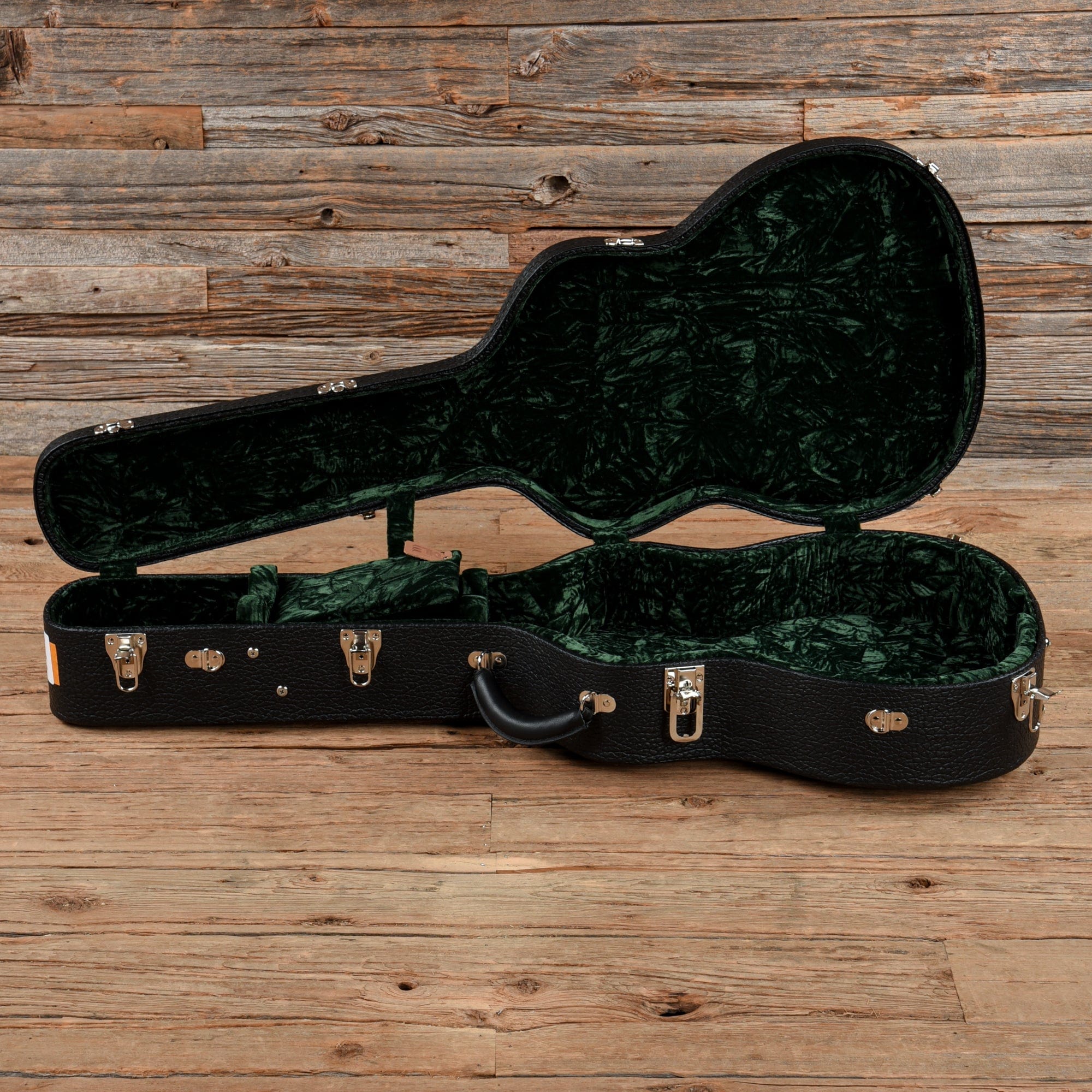 Bourgeois OM Vintage Natural Acoustic Guitars / OM and Auditorium